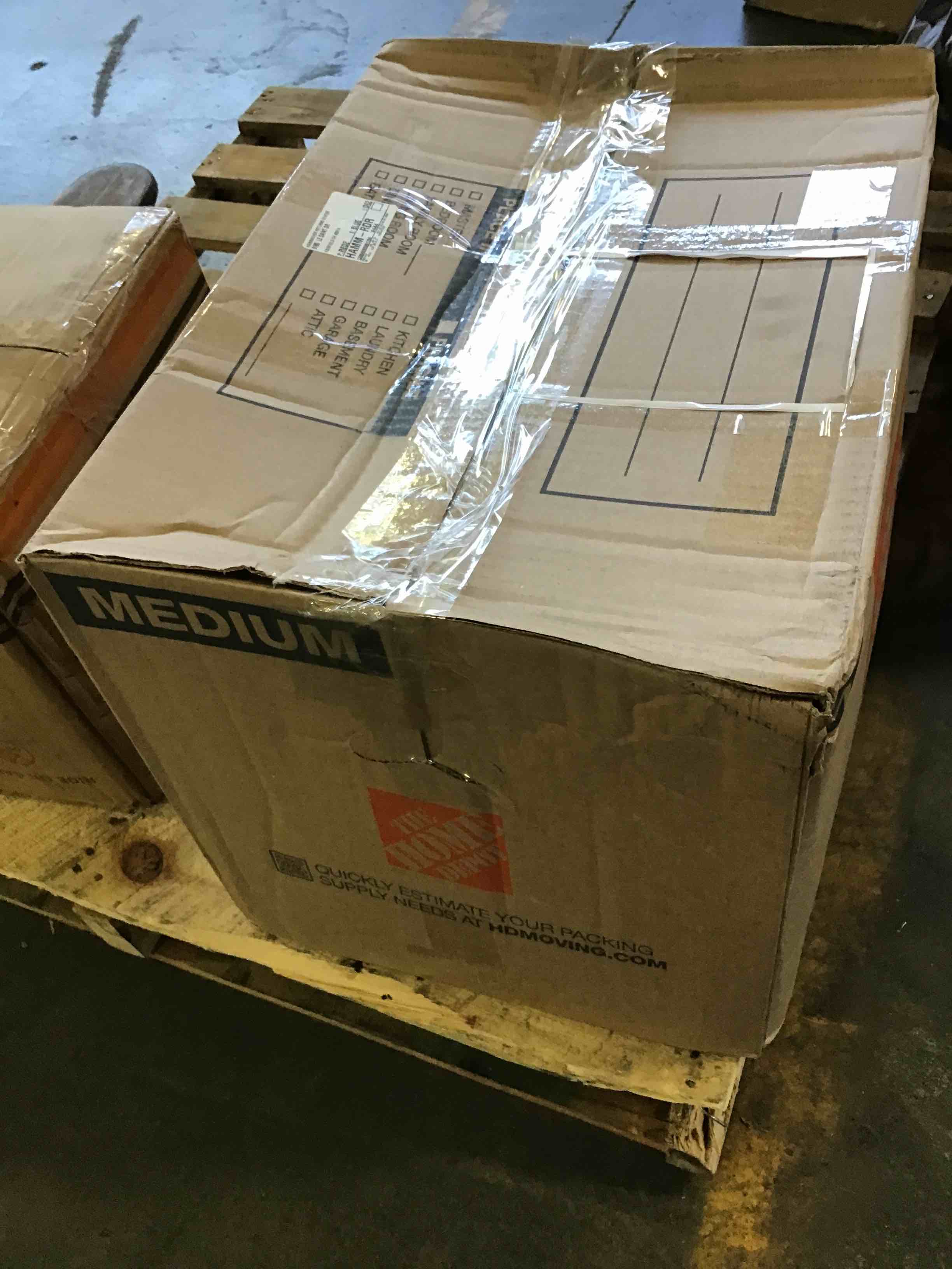 https://s3.amazonaws.com/lotting-images-prod/bidfta/_1694624931929.jpeg