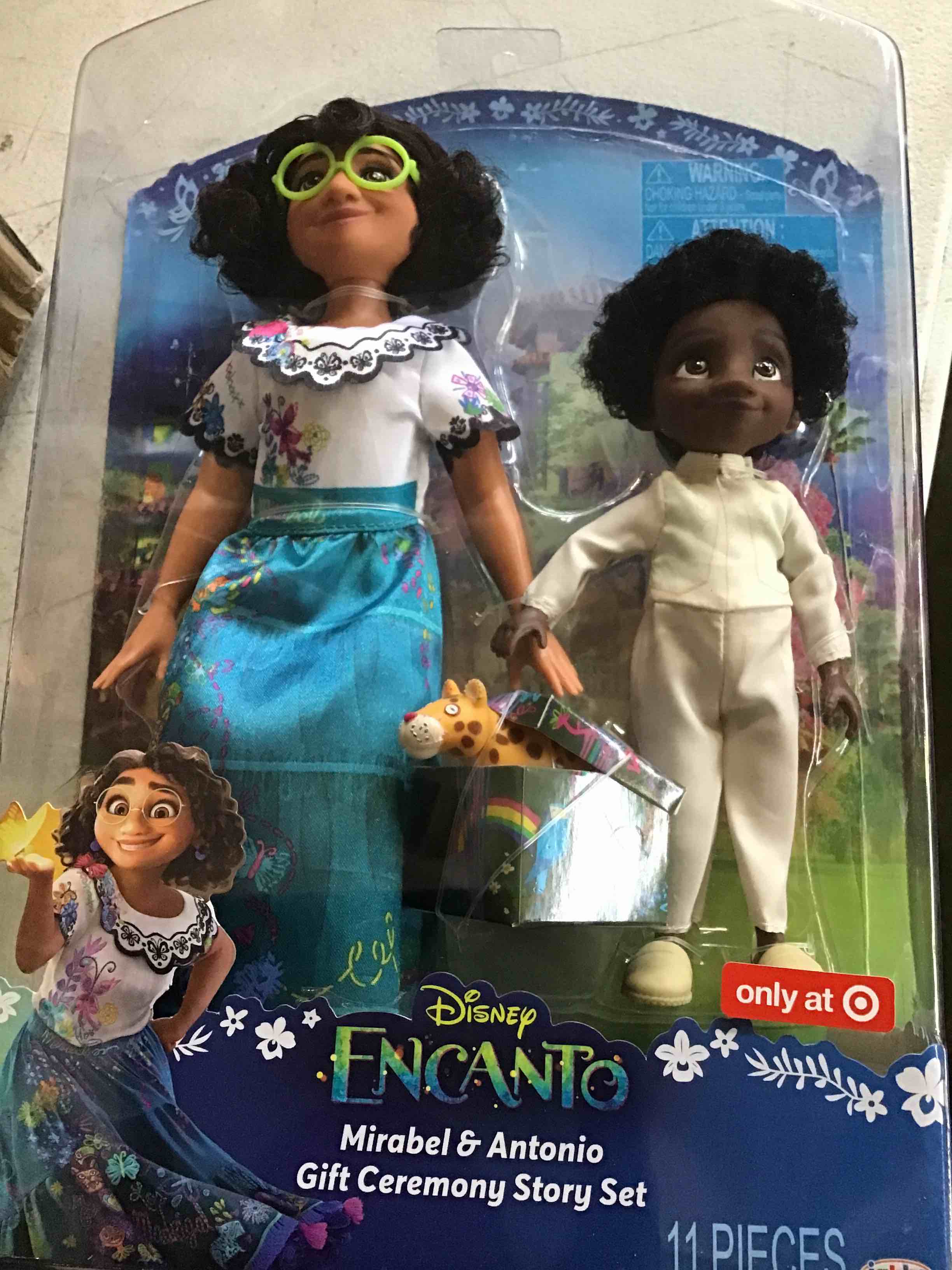 Disney Encanto Mirabel and Antonio Gift Ceremony Story Set