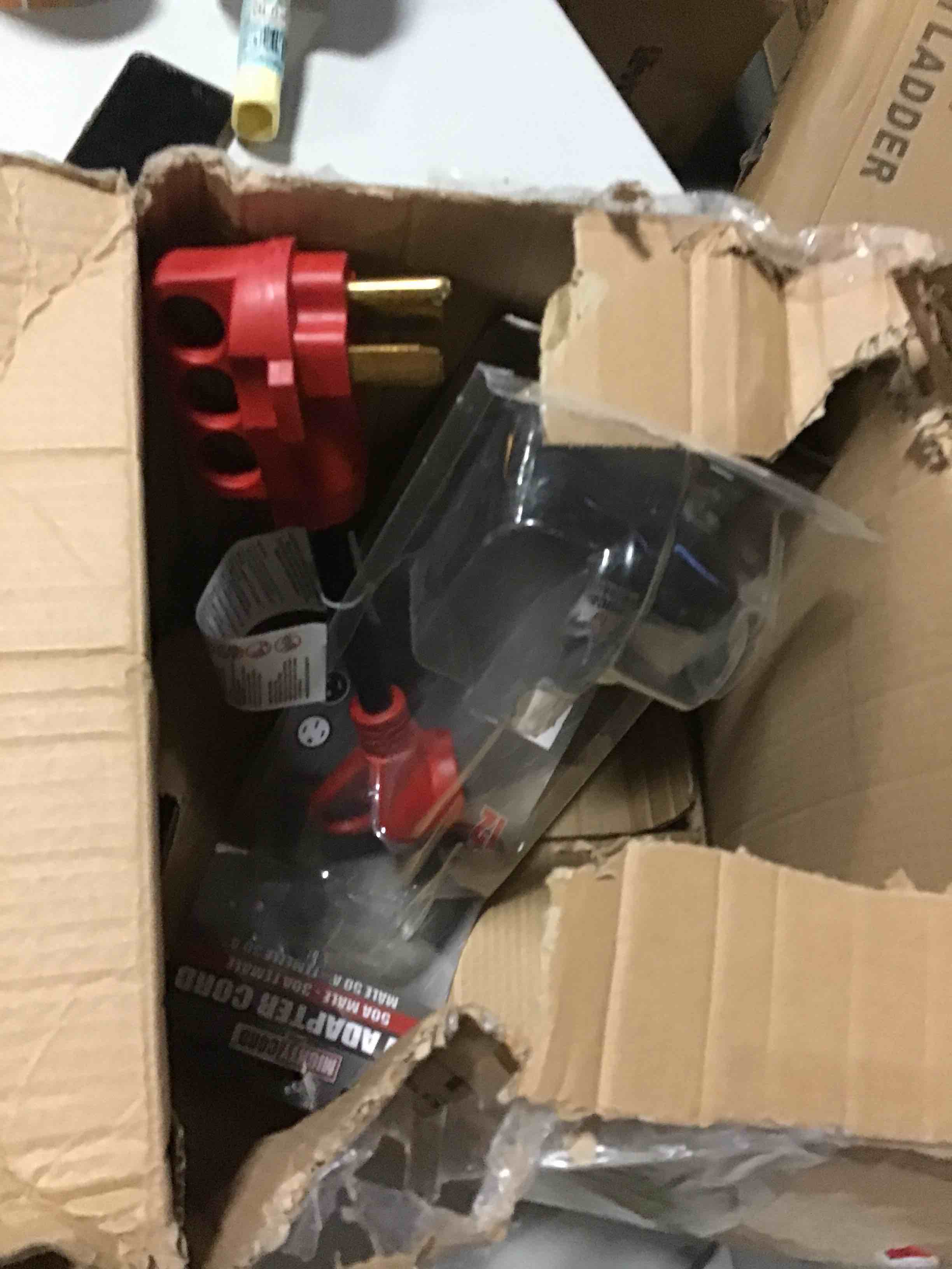 https://s3.amazonaws.com/lotting-images-prod/bidfta/_1695381677846.jpeg