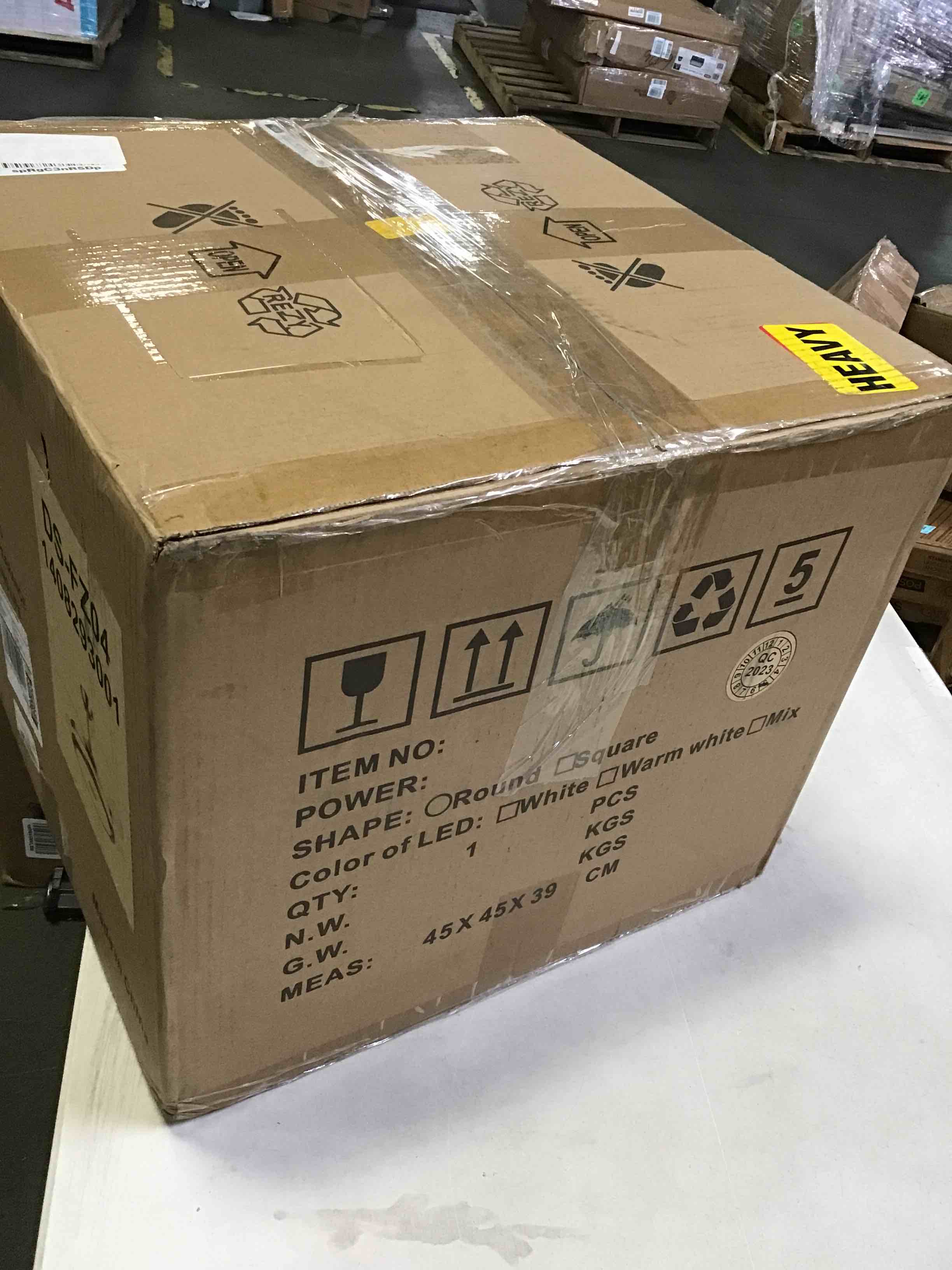 https://s3.amazonaws.com/lotting-images-prod/bidfta/_1695402822978.jpeg