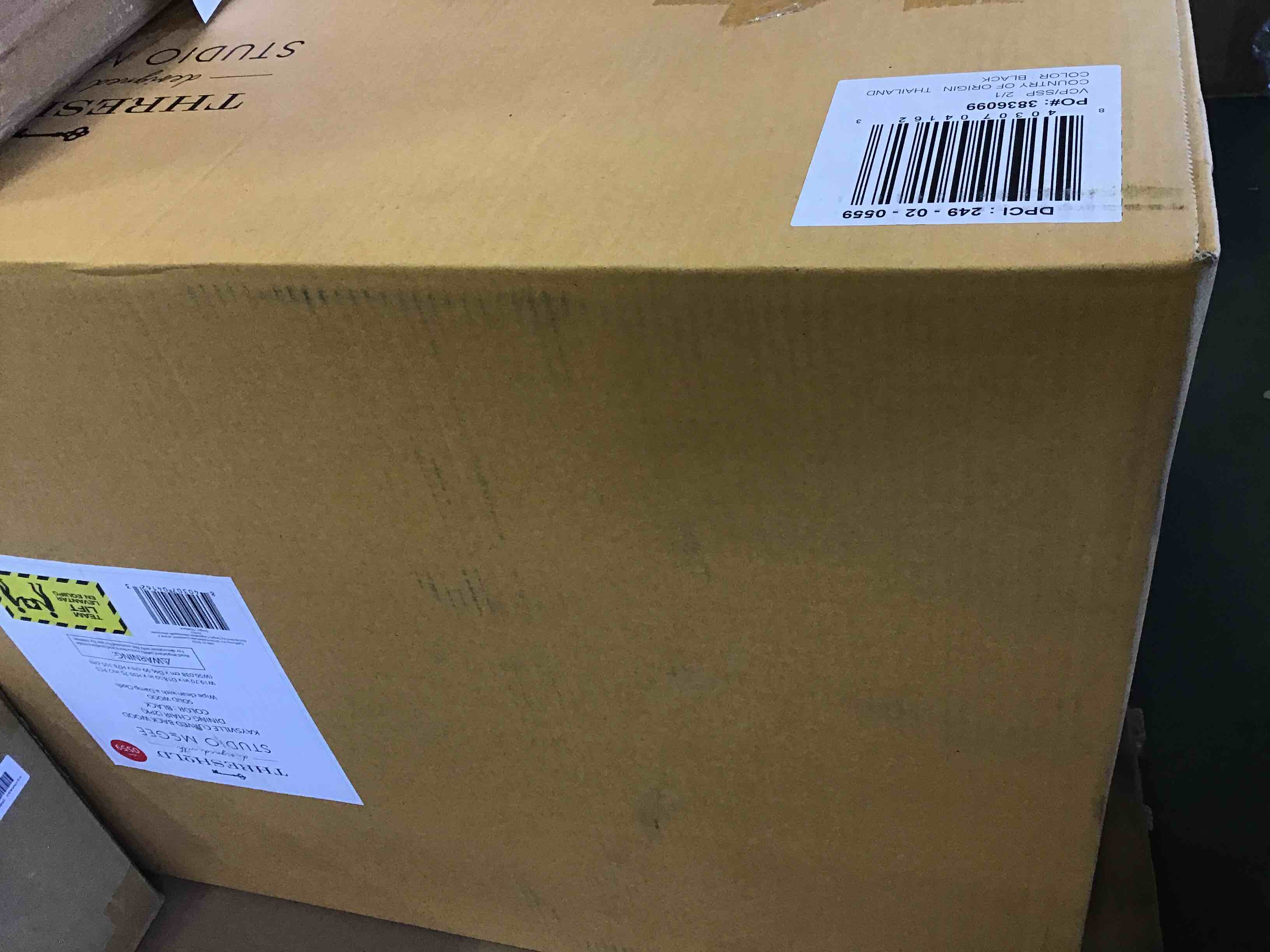 https://s3.amazonaws.com/lotting-images-prod/bidfta/_1695735427694.jpeg