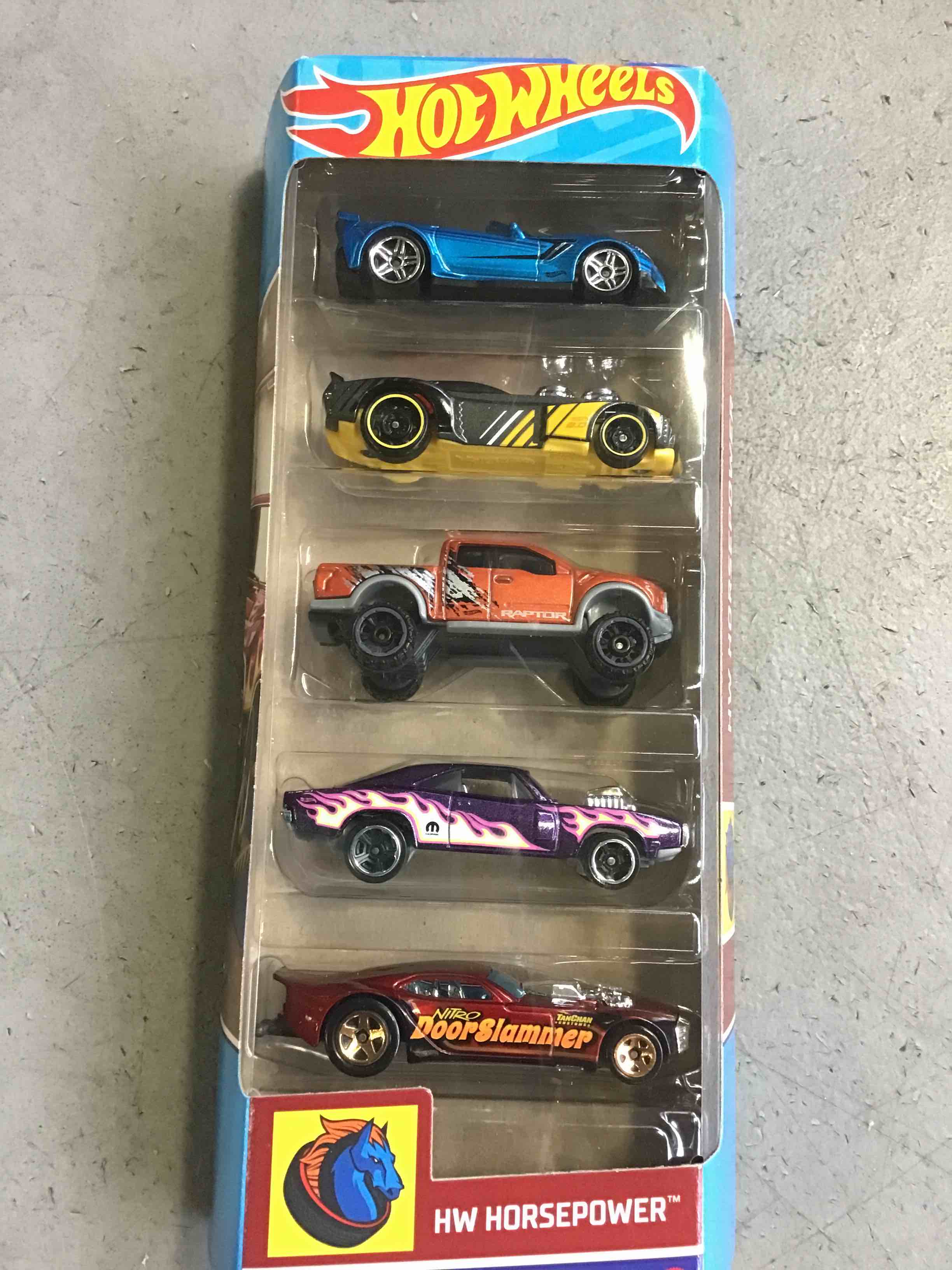 Assorted 2013 Hot Wheels hw horsepower 5 count 