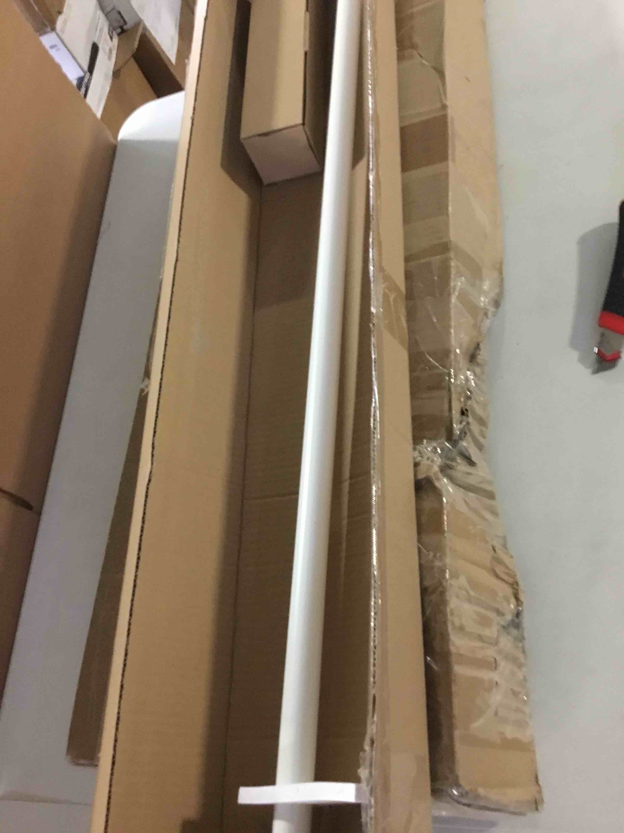 https://s3.amazonaws.com/lotting-images-prod/bidfta/_1695906140299.jpeg