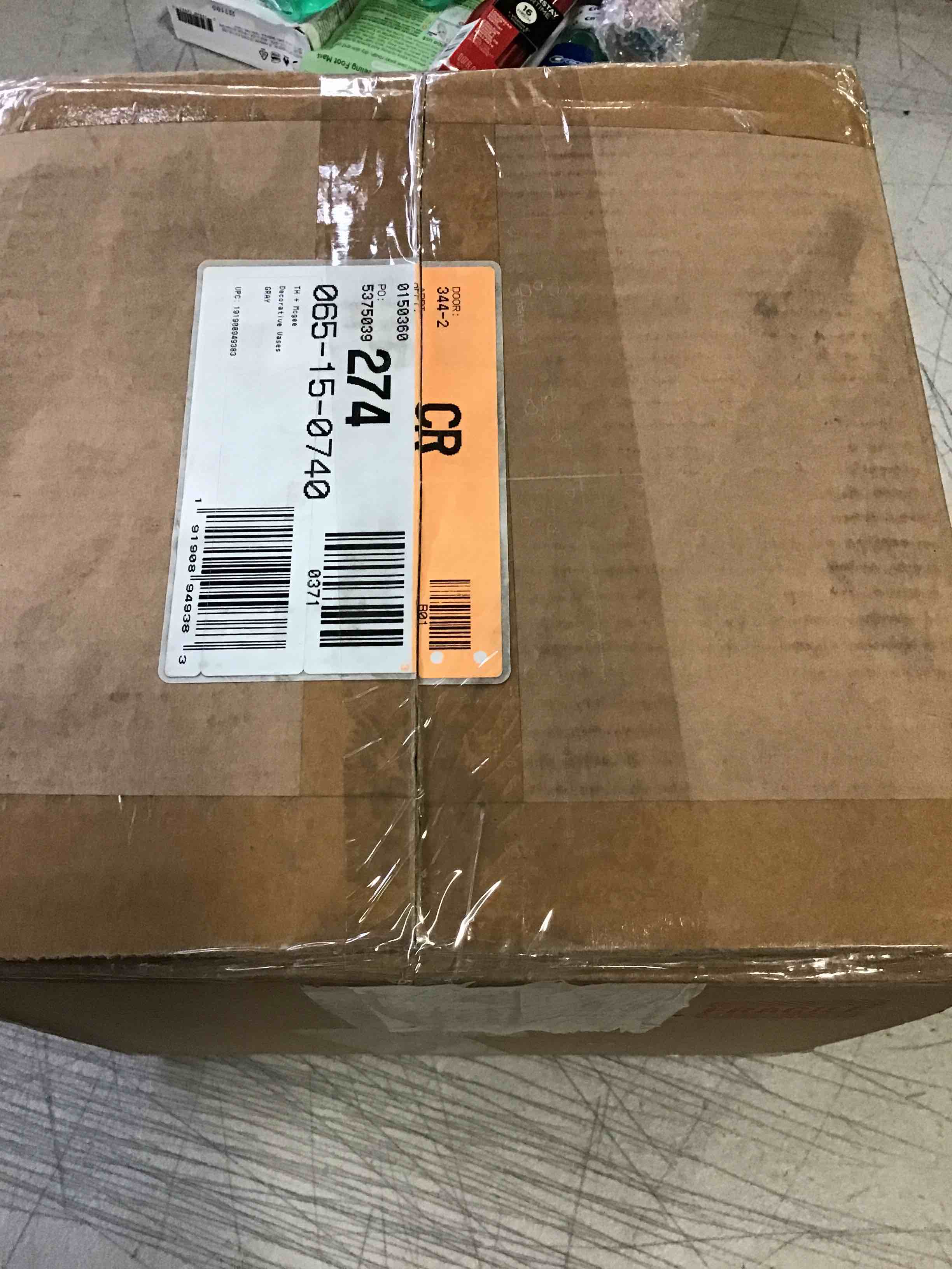 https://s3.amazonaws.com/lotting-images-prod/bidfta/_1695991529304.jpeg