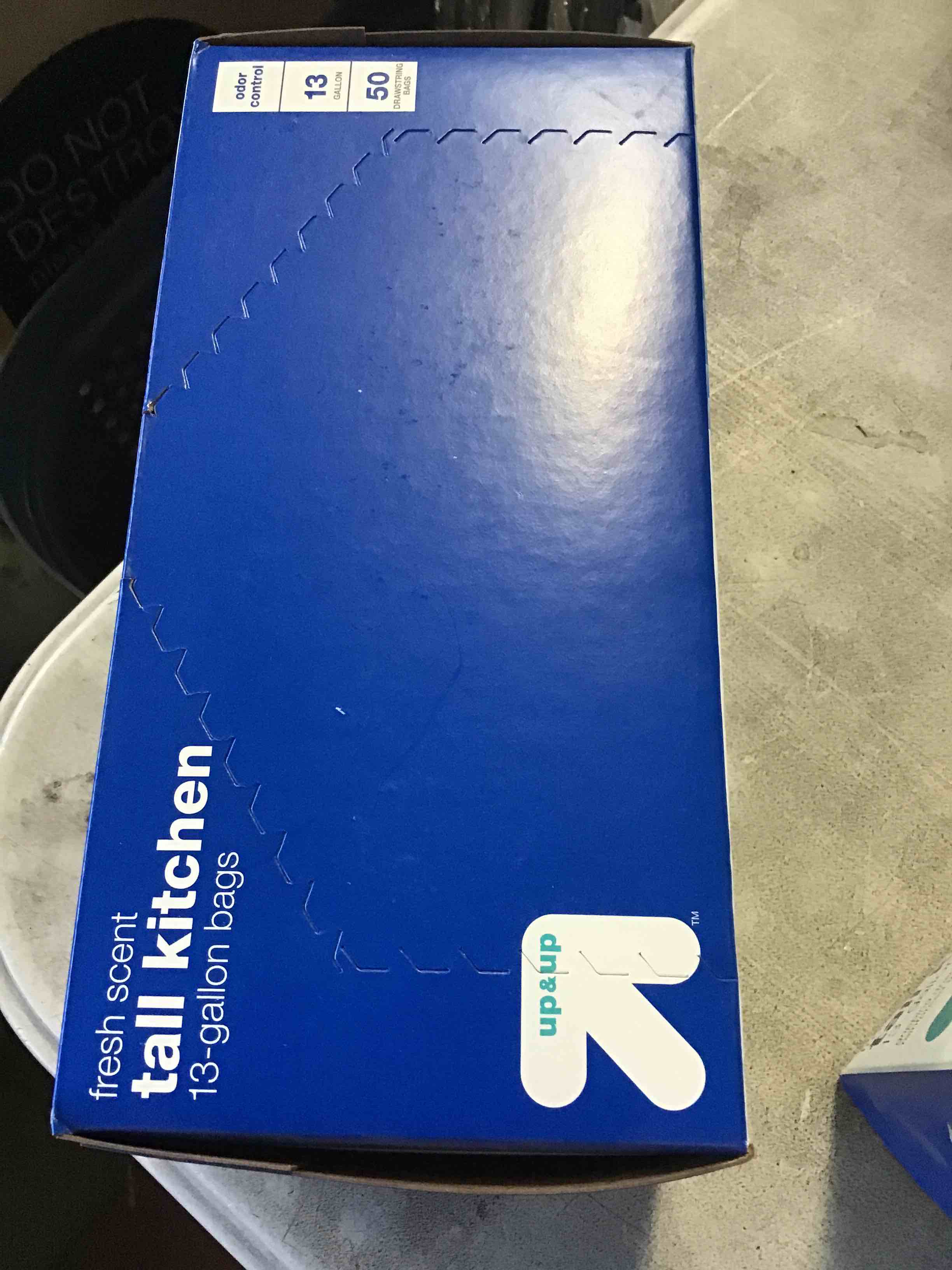 https://s3.amazonaws.com/lotting-images-prod/bidfta/_1696258073272.jpeg