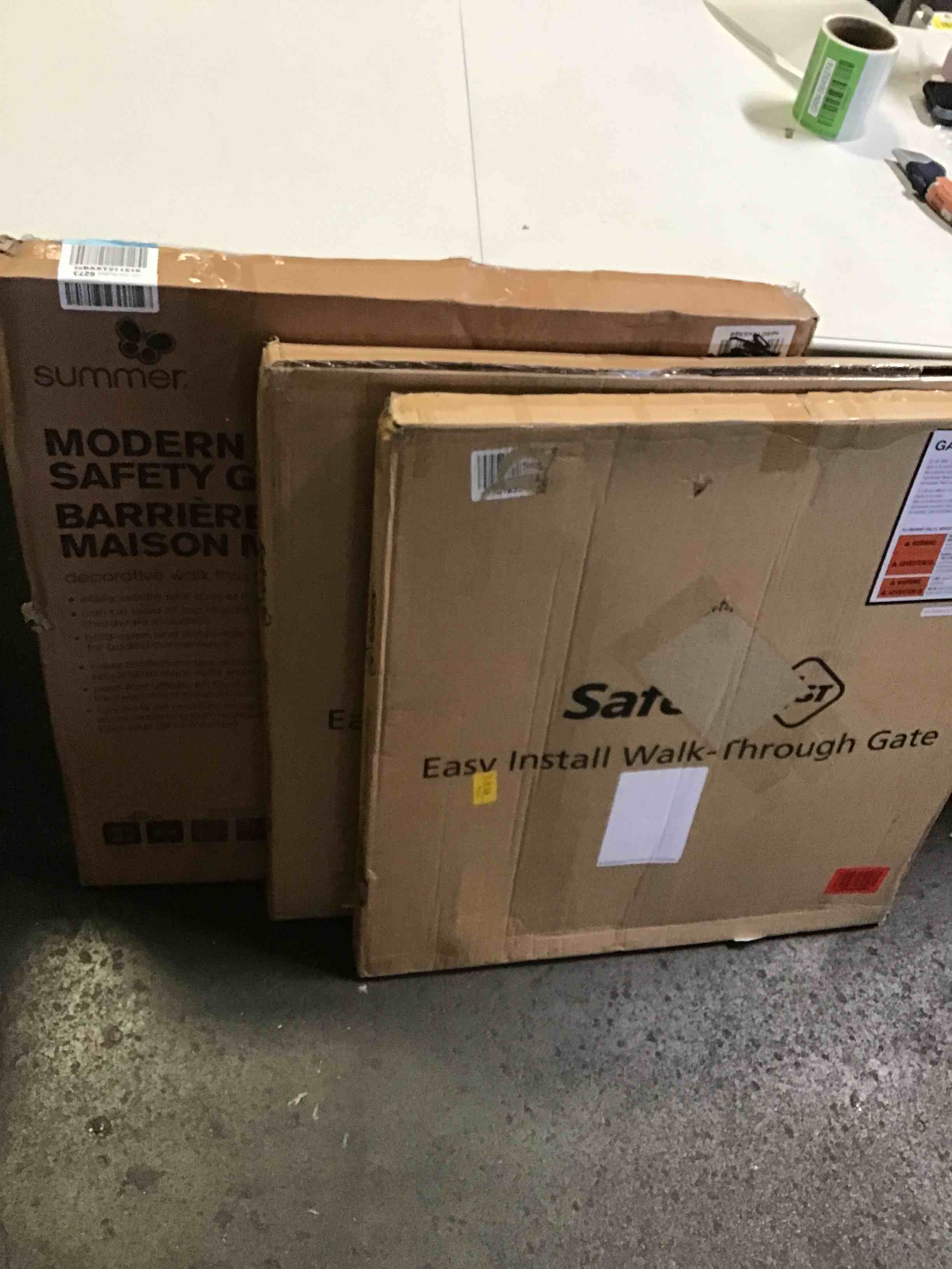 https://s3.amazonaws.com/lotting-images-prod/bidfta/_1696353280815.jpeg