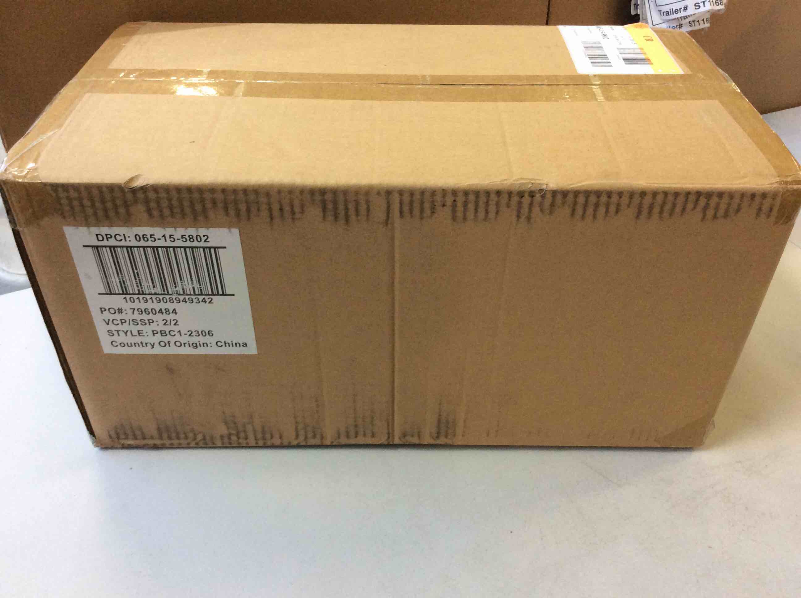https://s3.amazonaws.com/lotting-images-prod/bidfta/_1696865971772.jpeg