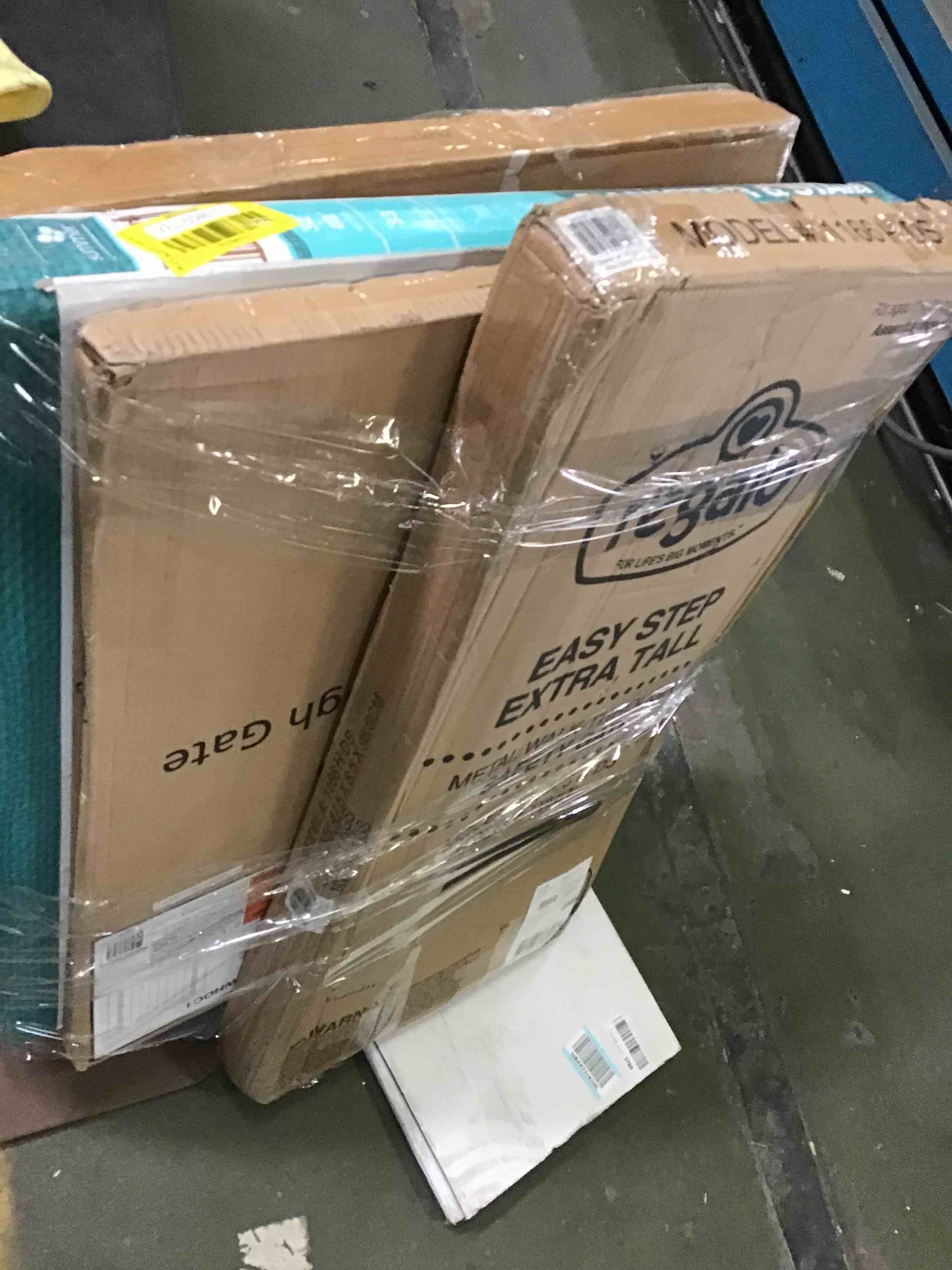 https://s3.amazonaws.com/lotting-images-prod/bidfta/_1696874644891.jpeg