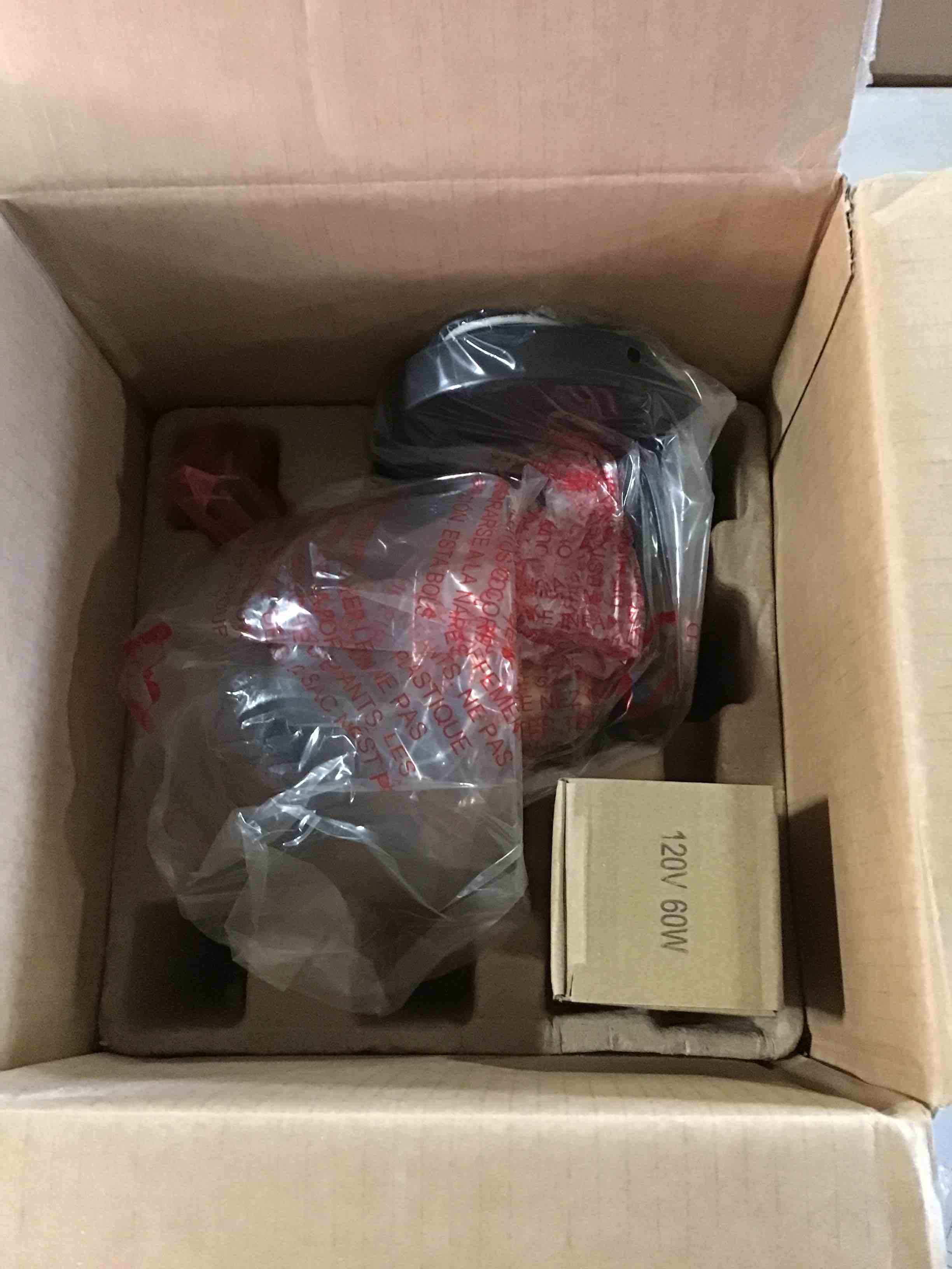 https://s3.amazonaws.com/lotting-images-prod/bidfta/_1697112521941.jpeg