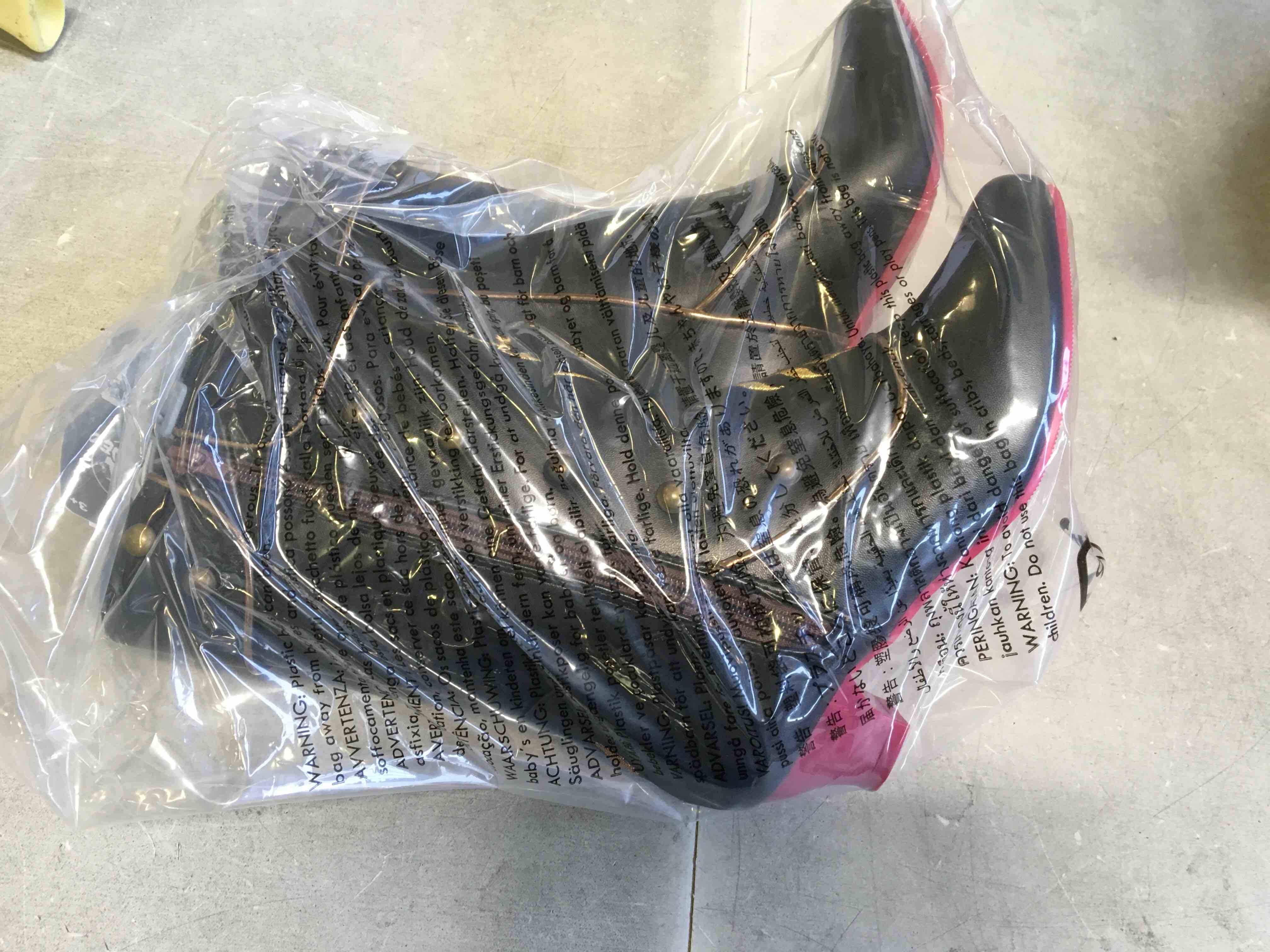 https://s3.amazonaws.com/lotting-images-prod/bidfta/_1697130380923.jpeg