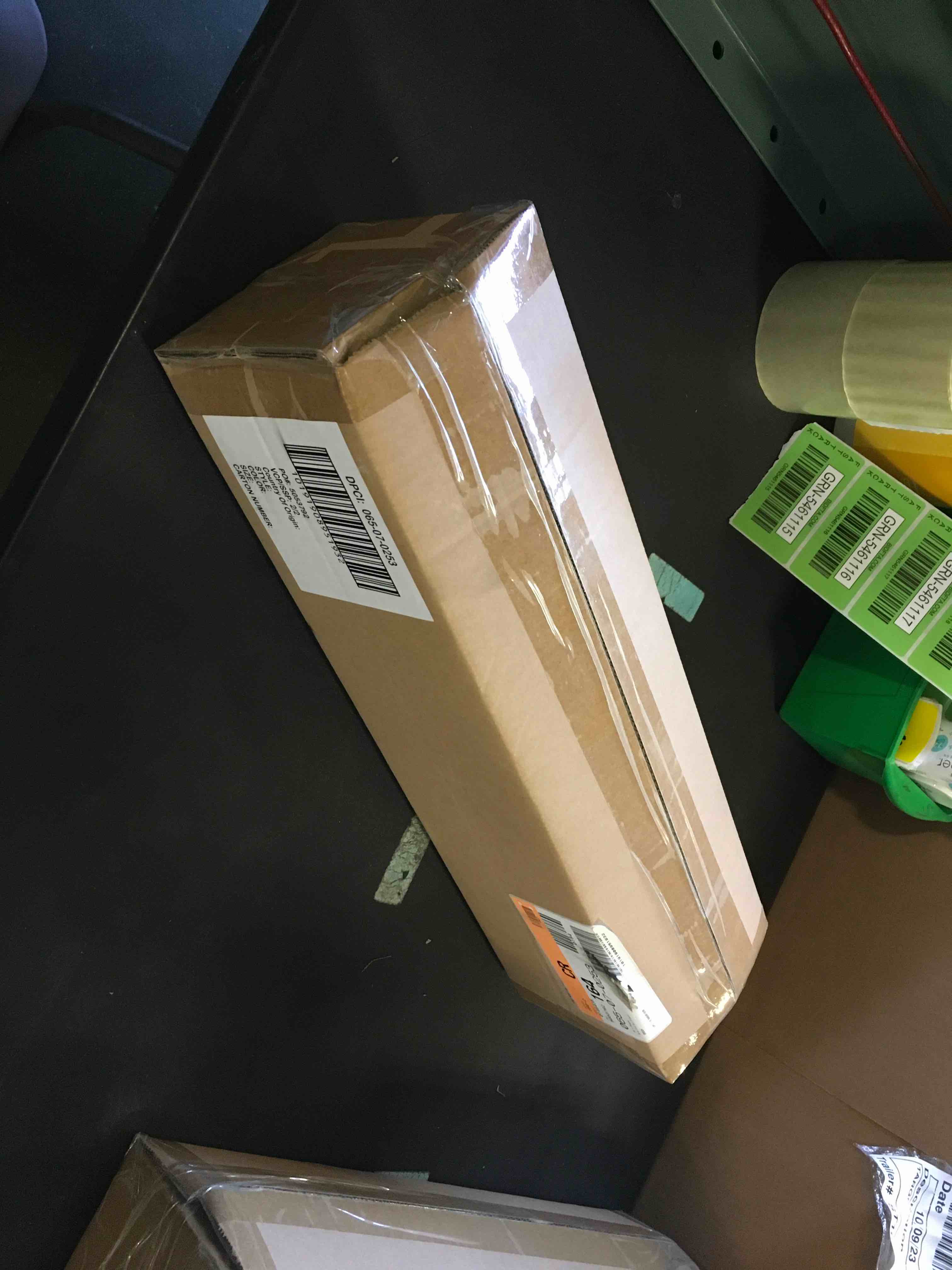 https://s3.amazonaws.com/lotting-images-prod/bidfta/_1697223283989.jpeg