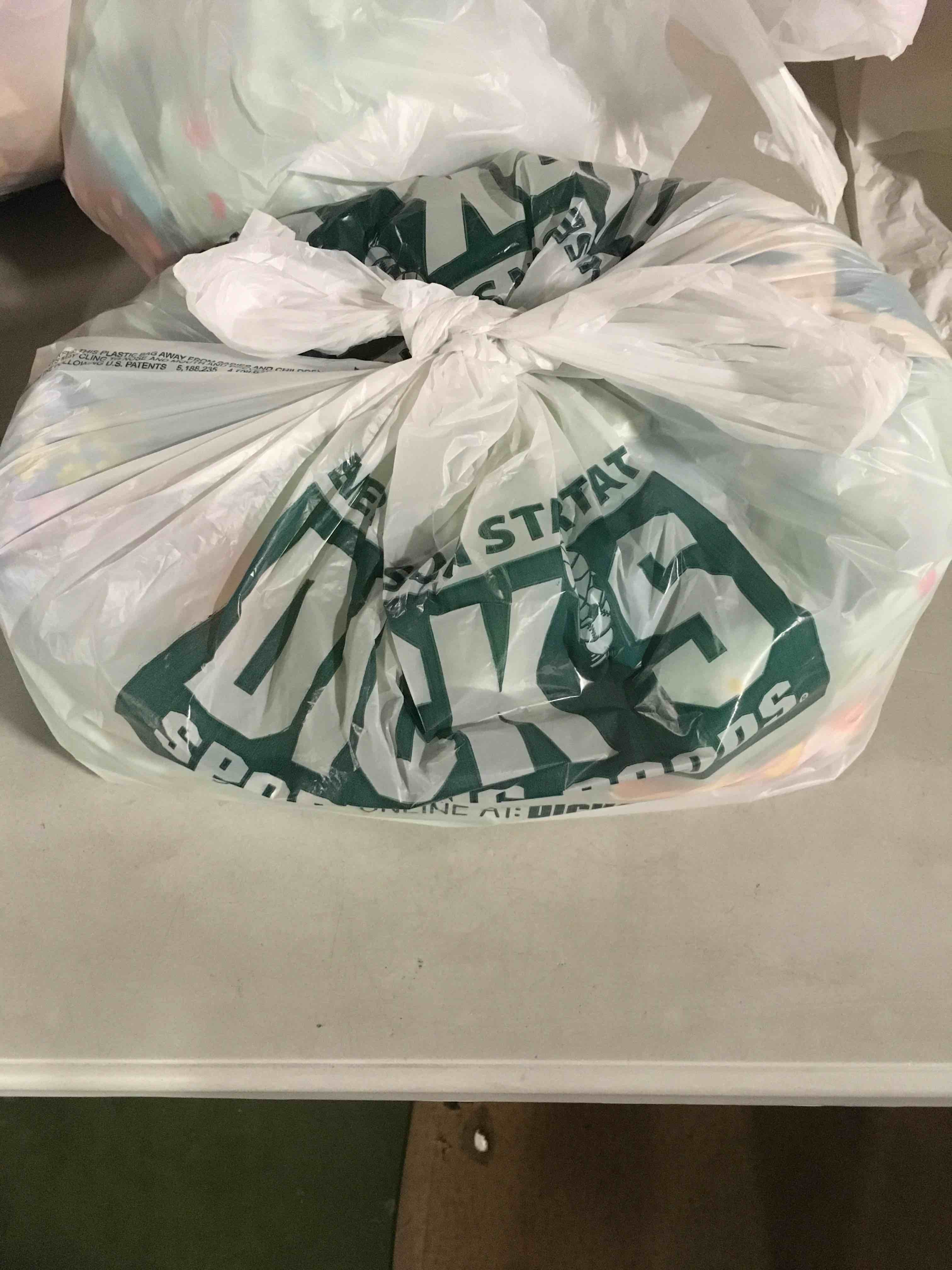 Miscellaneous Grab Bags, Items May Include Home Goods, Children’s Toys, Electronic Accessories, Jewelry, Purses, And Much More 