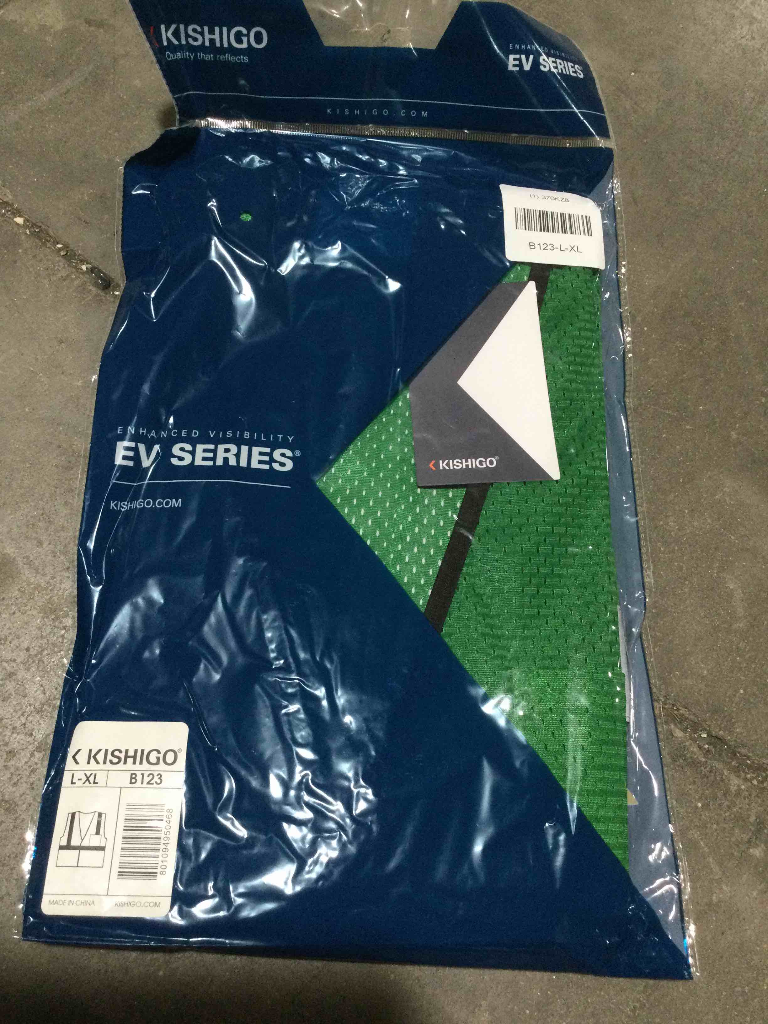 https://s3.amazonaws.com/lotting-images-prod/bidfta/_1698928075206.jpeg