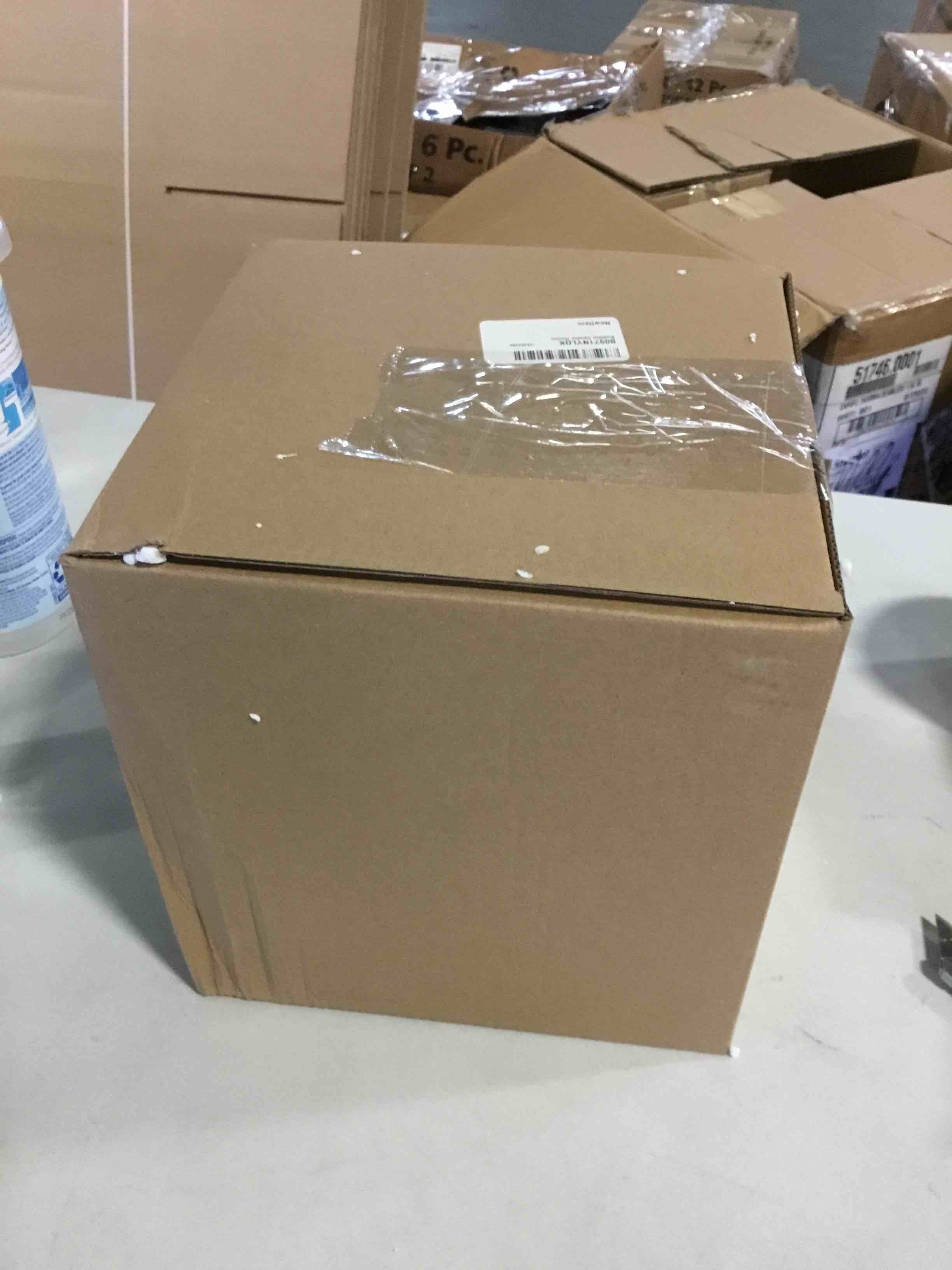 https://s3.amazonaws.com/lotting-images-prod/bidfta/_1699901634637.jpeg
