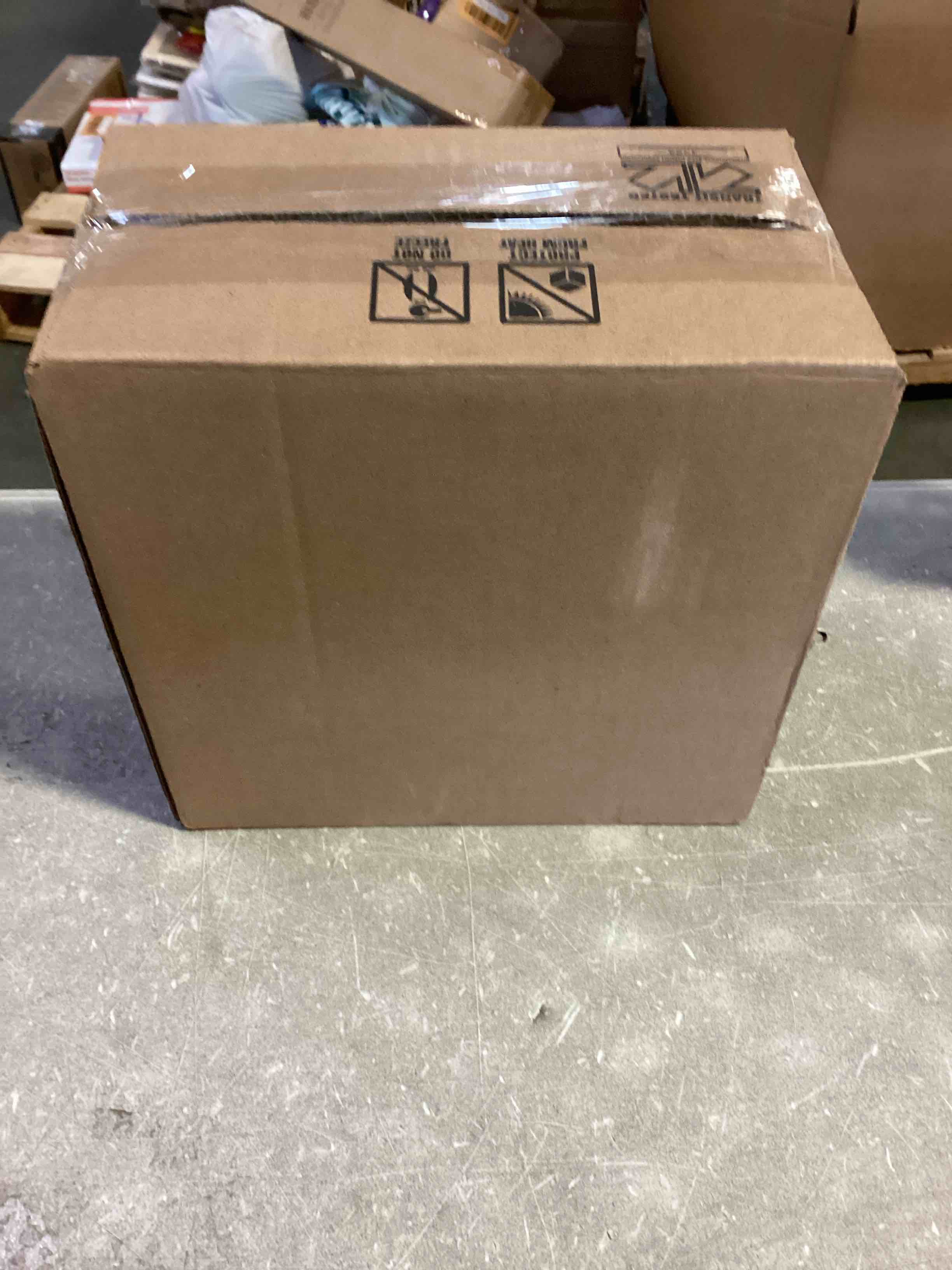 https://s3.amazonaws.com/lotting-images-prod/bidfta/_1699996390720.jpeg