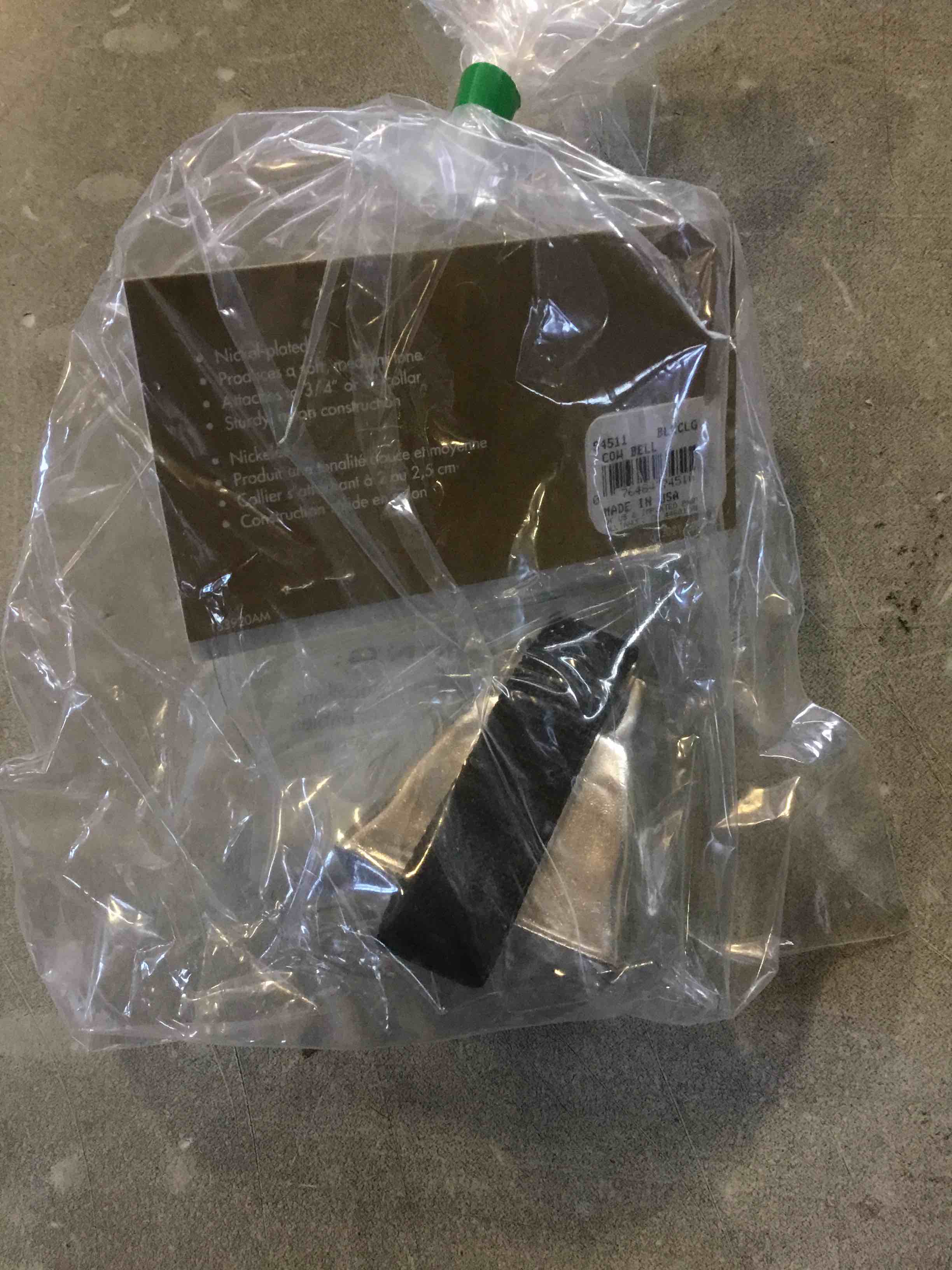 https://s3.amazonaws.com/lotting-images-prod/bidfta/_1700056889564.jpeg