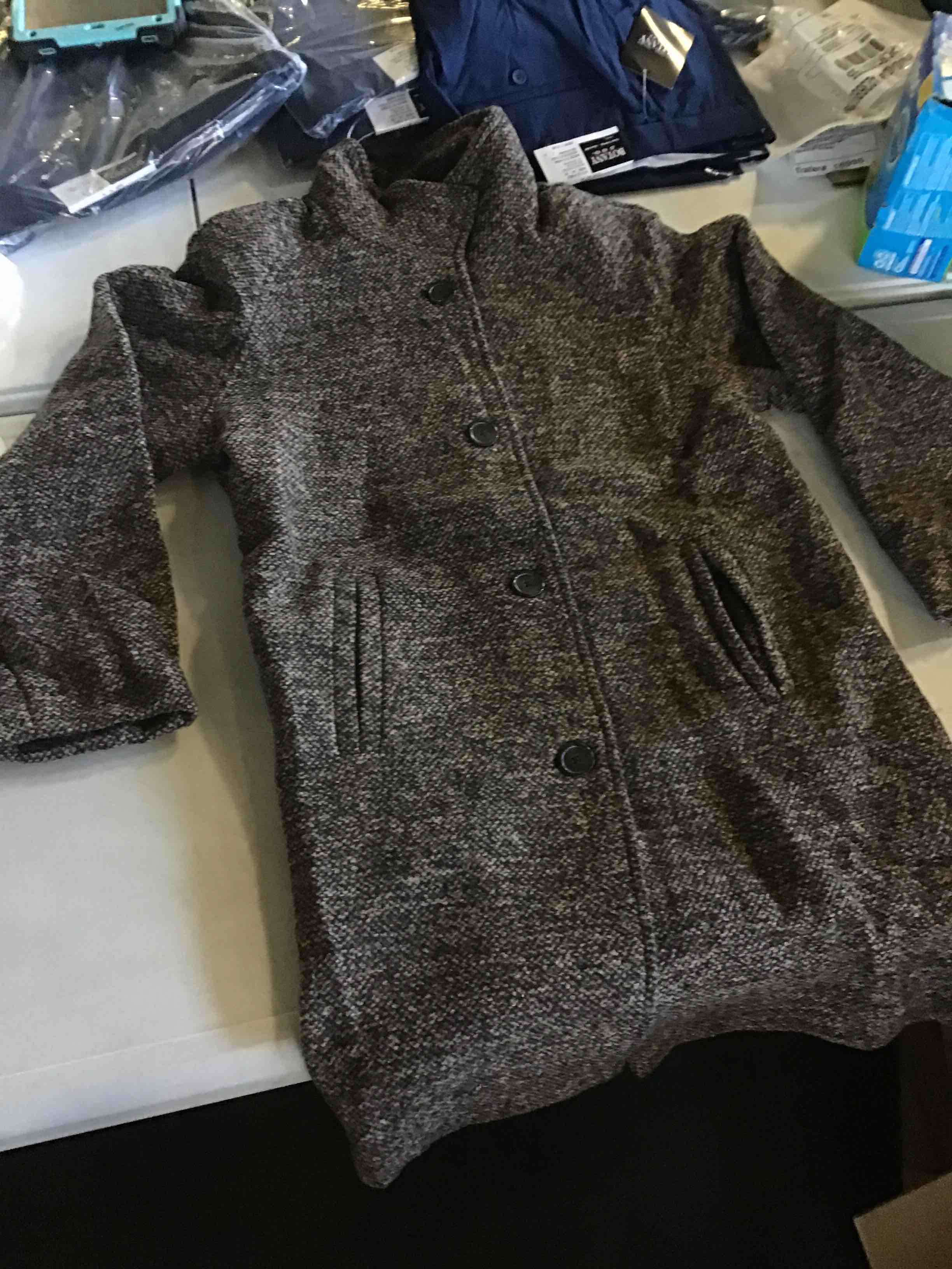 https://s3.amazonaws.com/lotting-images-prod/bidfta/_1700059139955.jpeg