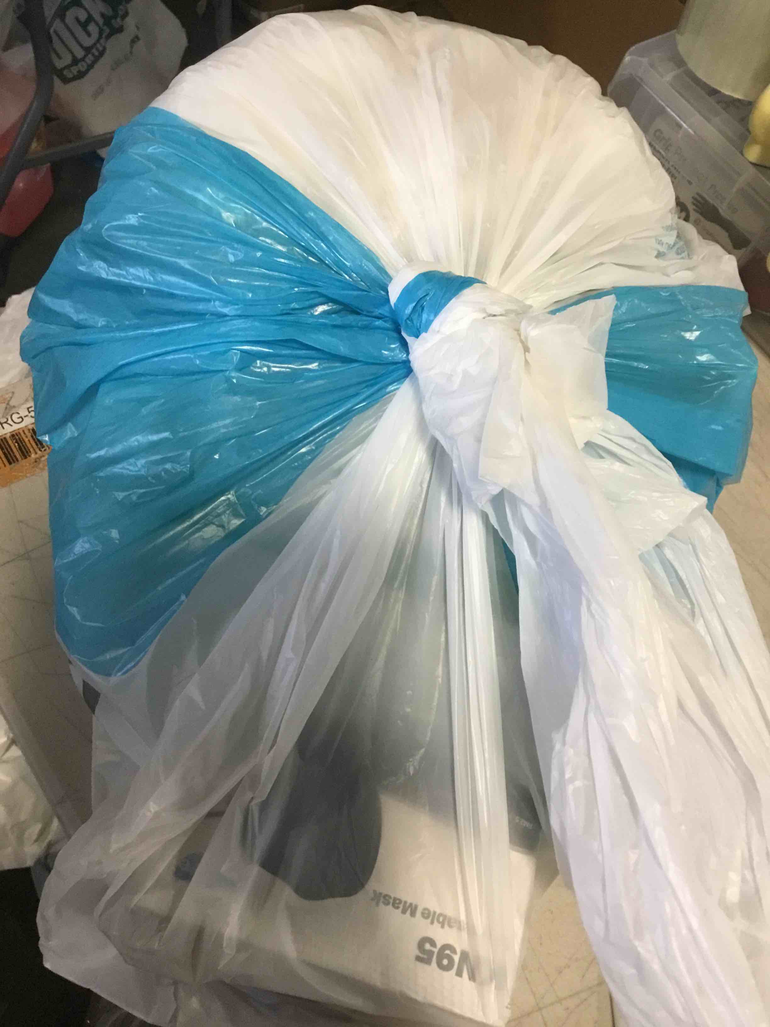 https://s3.amazonaws.com/lotting-images-prod/bidfta/_1700167095639.jpeg