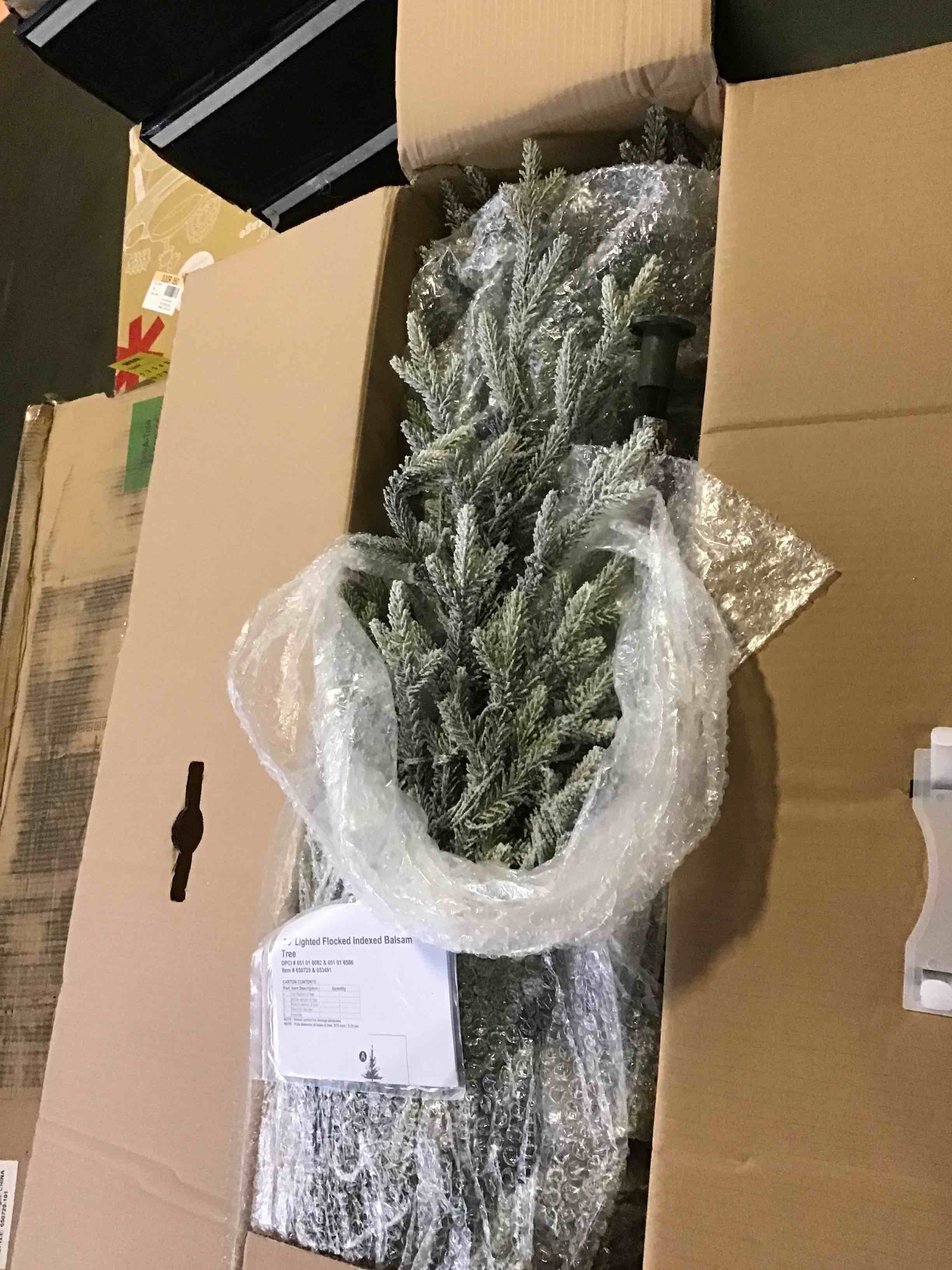 https://s3.amazonaws.com/lotting-images-prod/bidfta/_1700581899588.jpeg