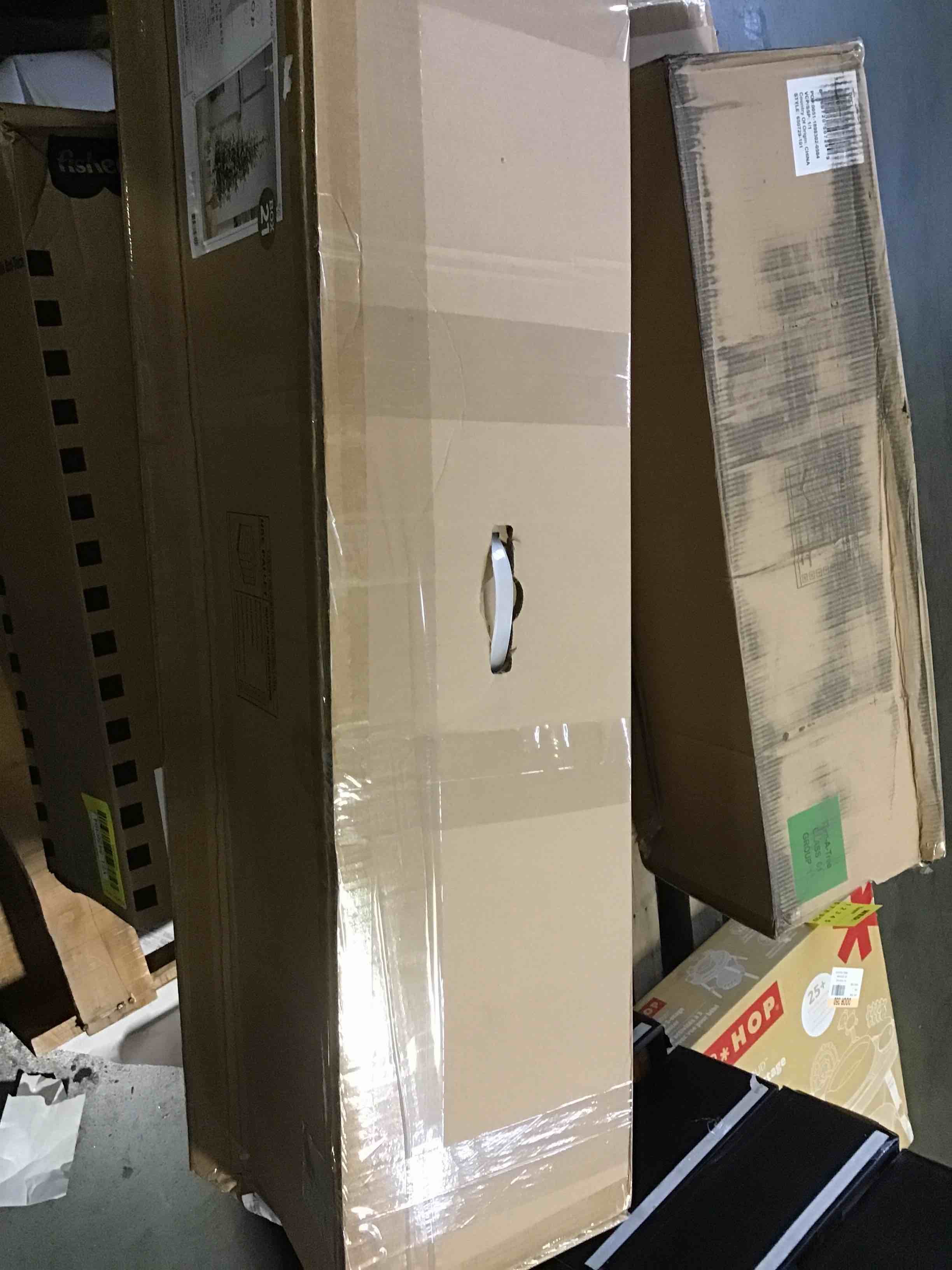 https://s3.amazonaws.com/lotting-images-prod/bidfta/_1700582075045.jpeg
