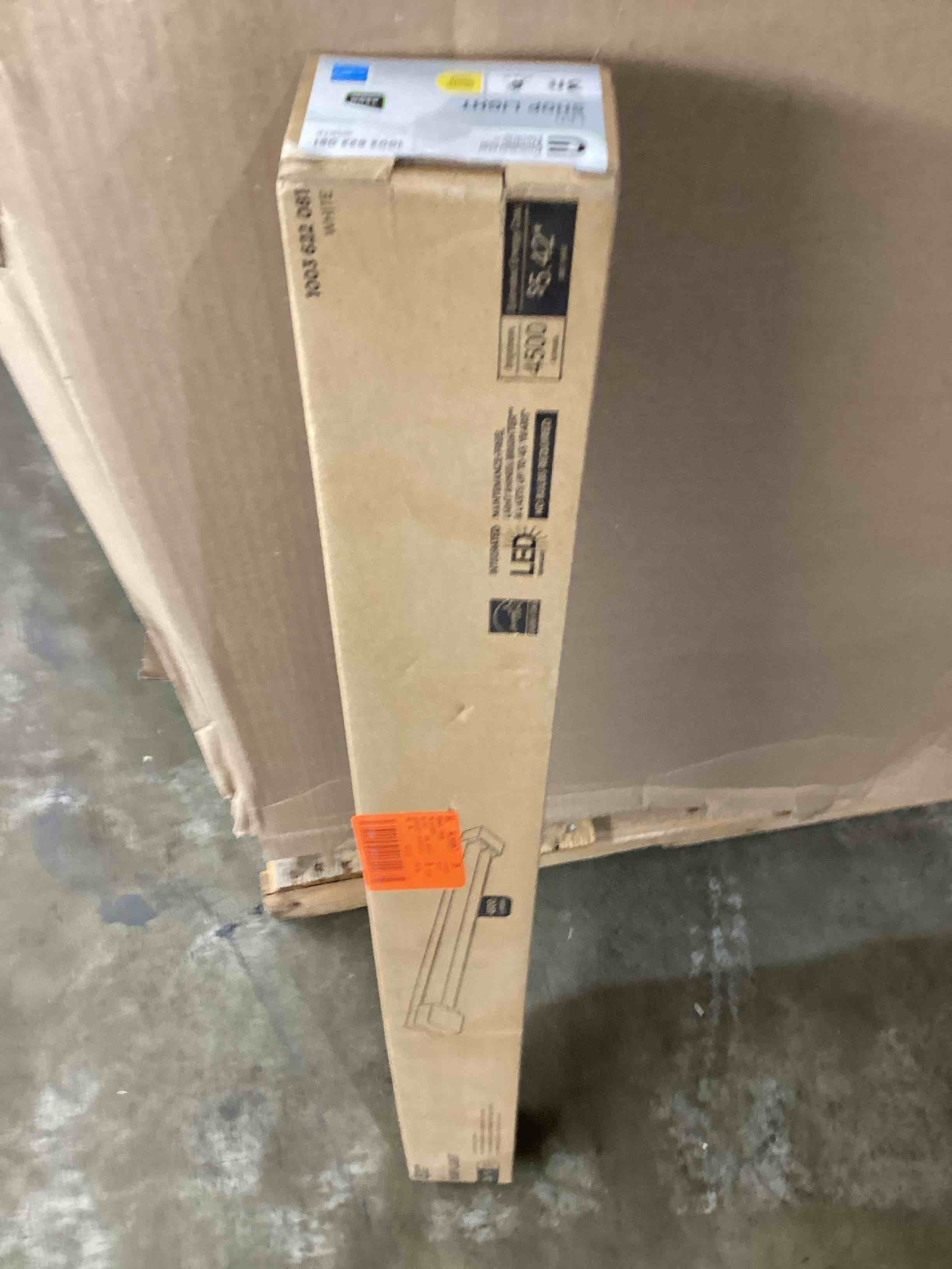 https://s3.amazonaws.com/lotting-images-prod/bidfta/_1701362647839.jpeg