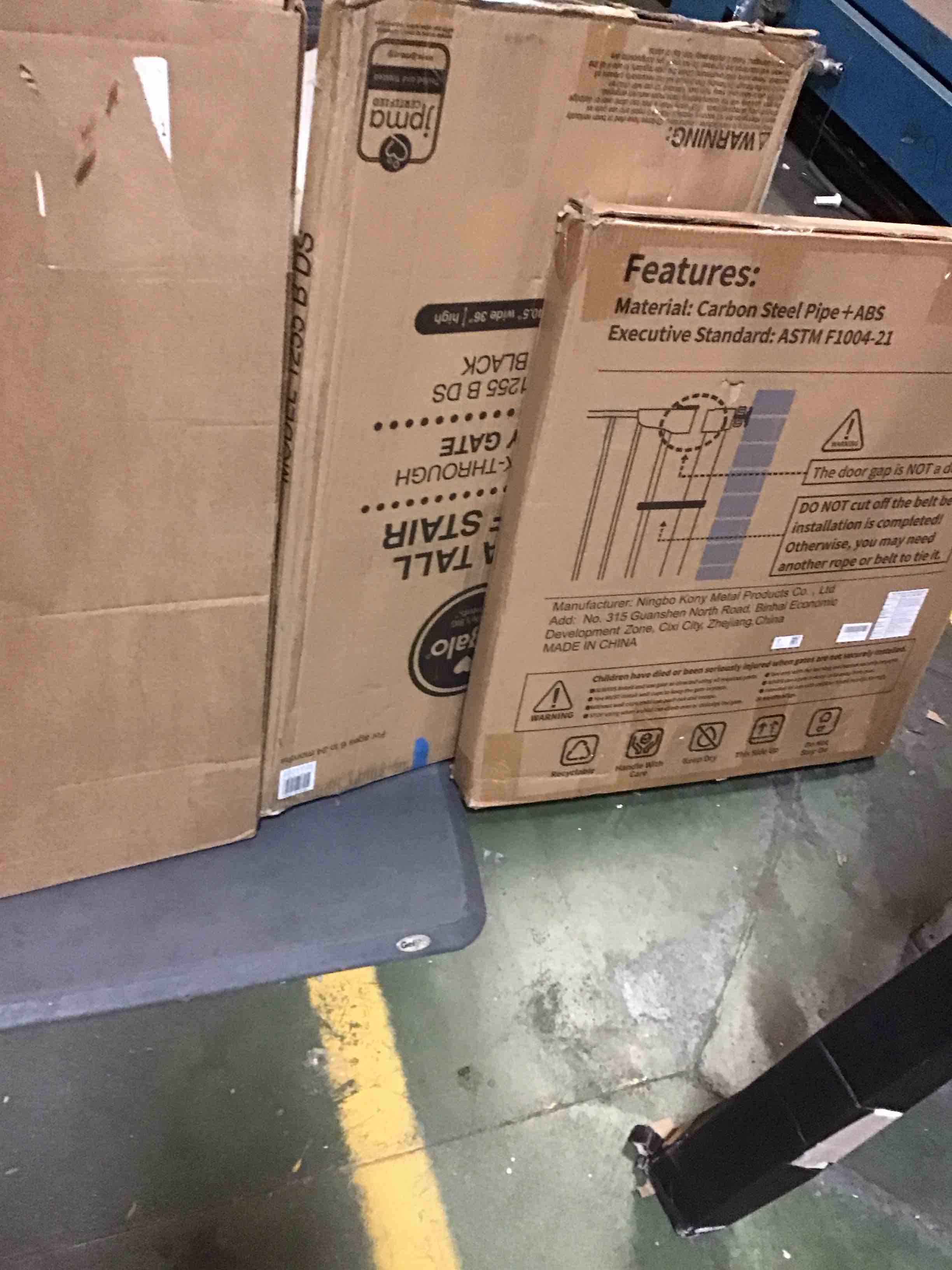 https://s3.amazonaws.com/lotting-images-prod/bidfta/_1701782628388.jpeg