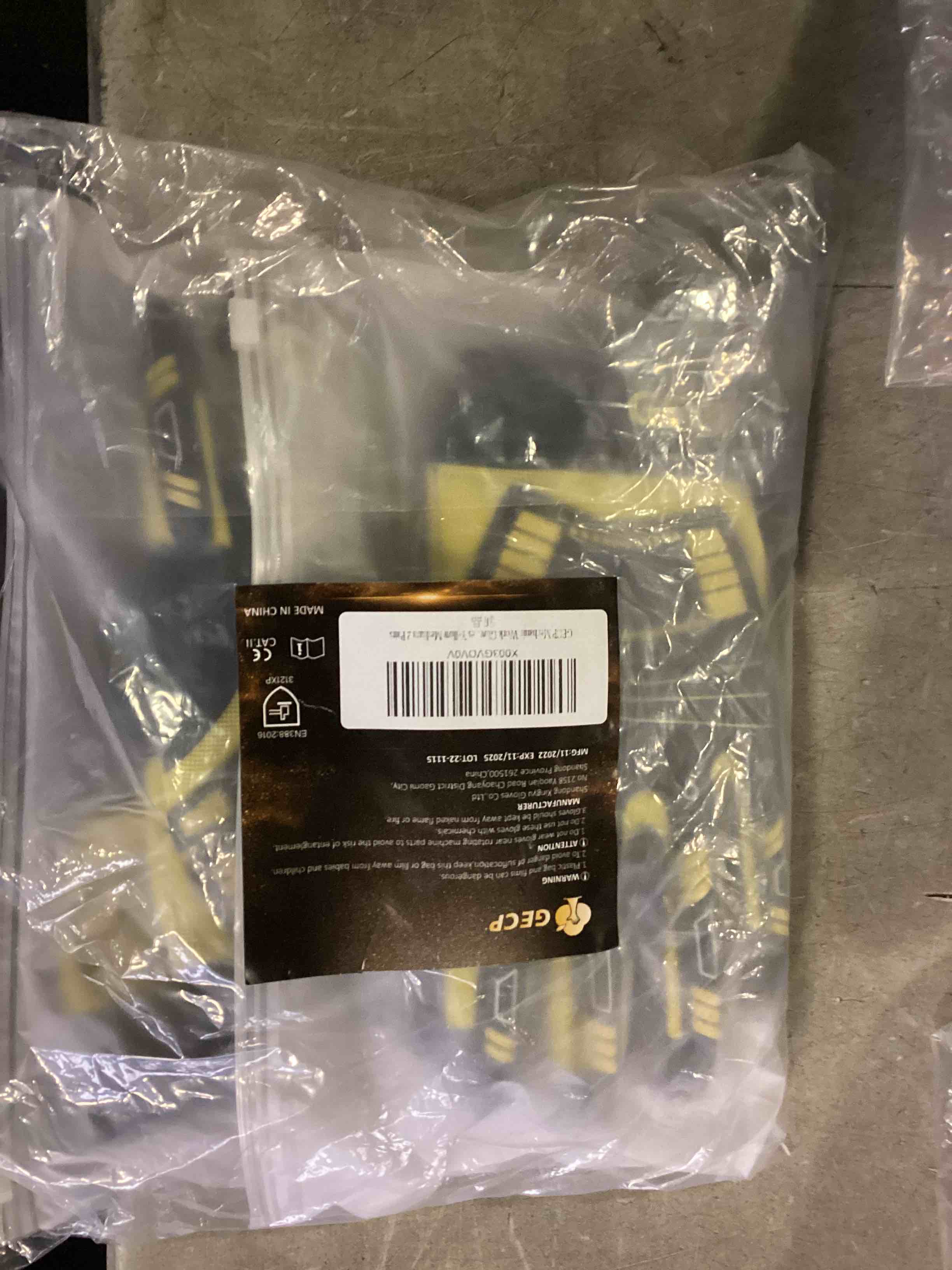 https://s3.amazonaws.com/lotting-images-prod/bidfta/_1701805052057.jpeg