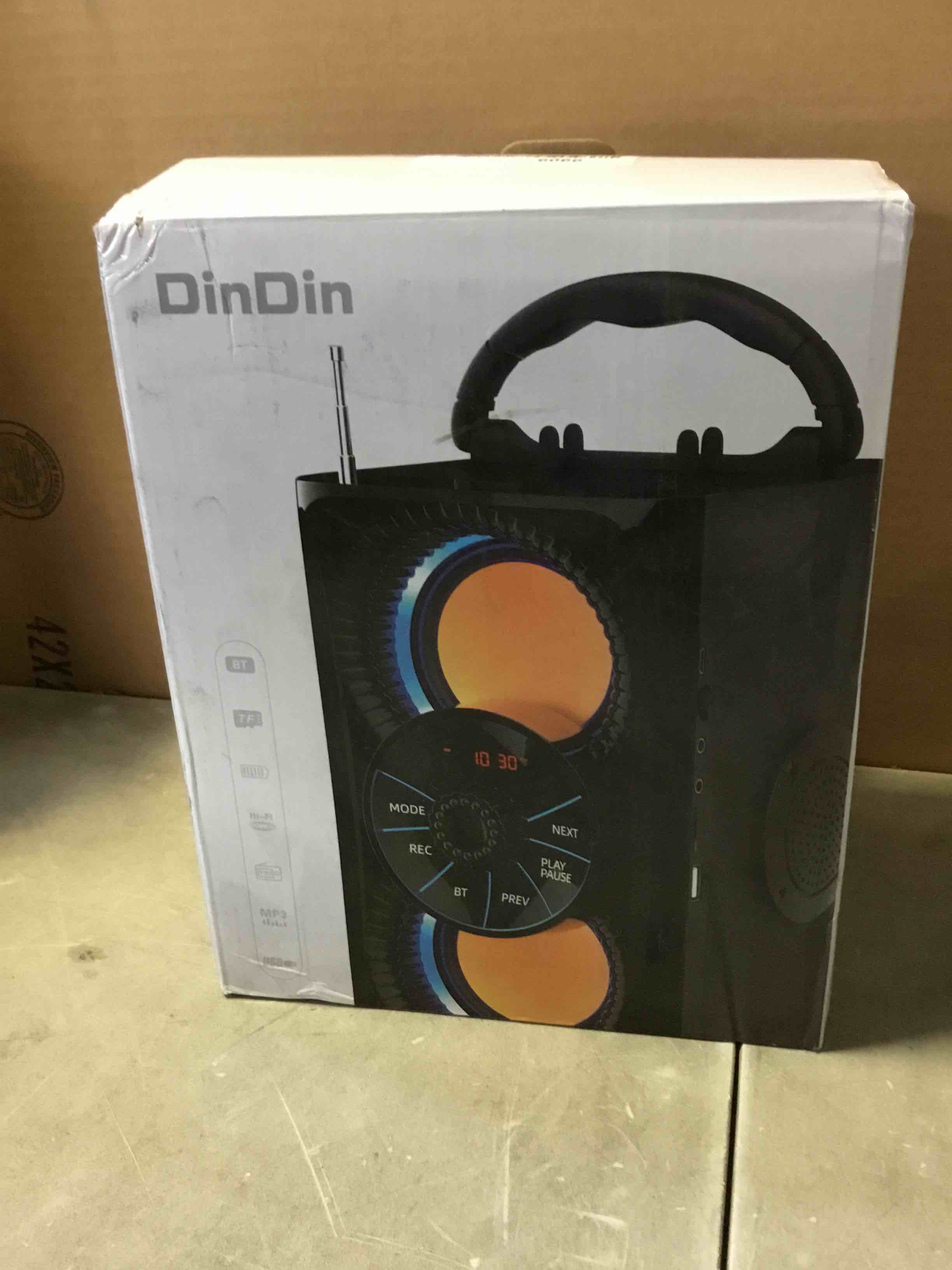 https://s3.amazonaws.com/lotting-images-prod/bidfta/_1701888232442.jpeg