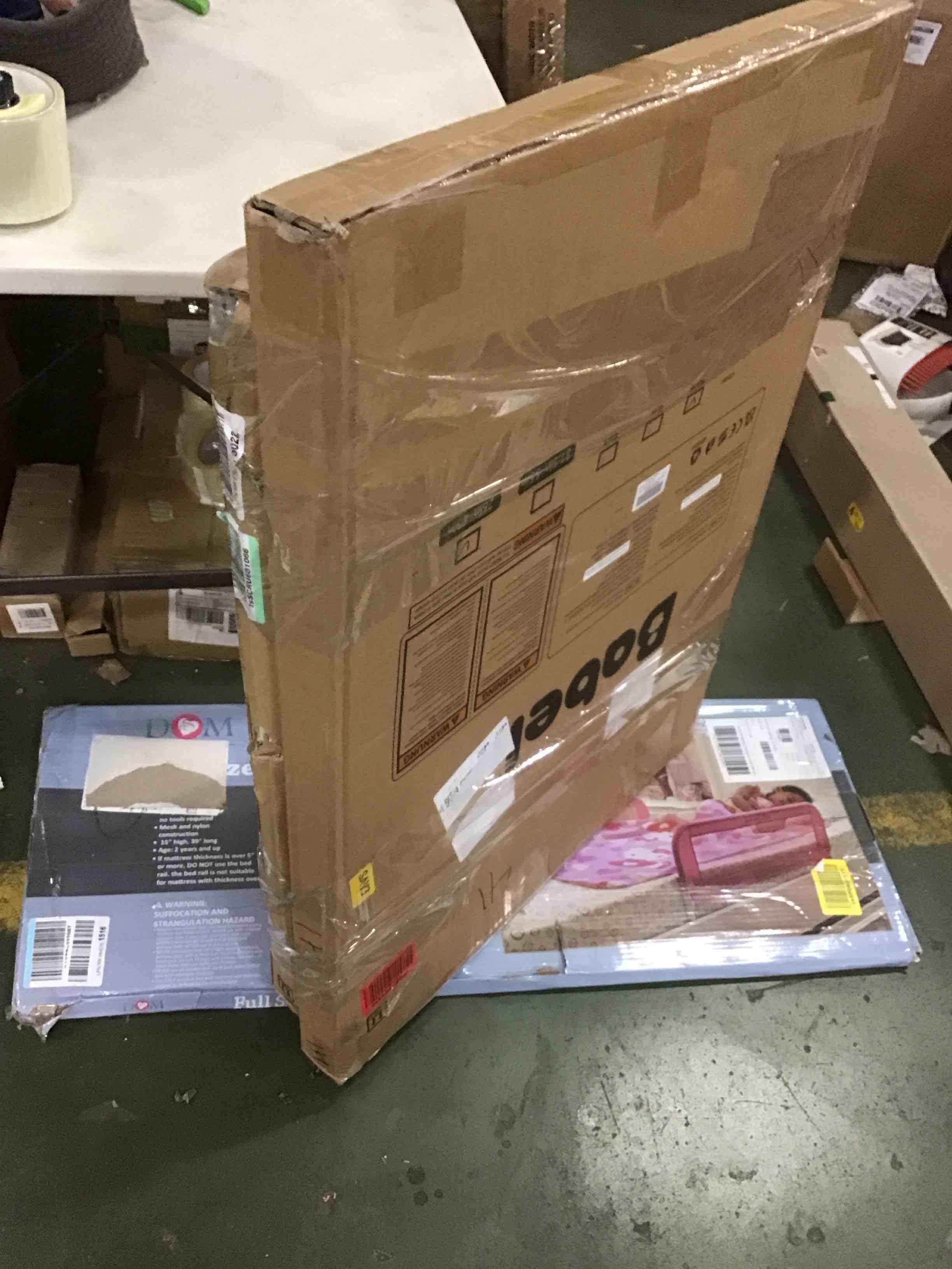 https://s3.amazonaws.com/lotting-images-prod/bidfta/_1703279992814.jpeg