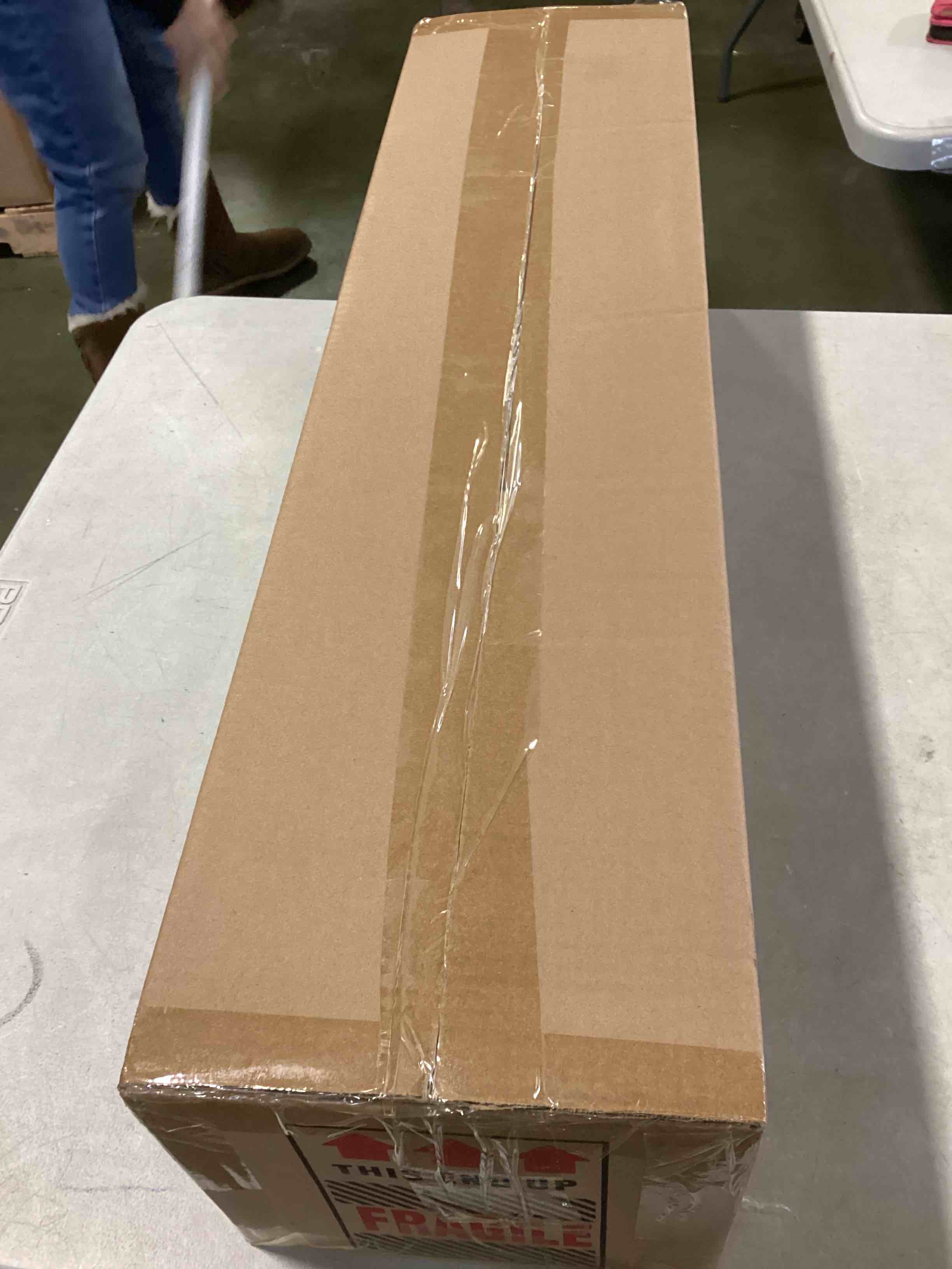 https://s3.amazonaws.com/lotting-images-prod/bidfta/_1703347473871.jpeg
