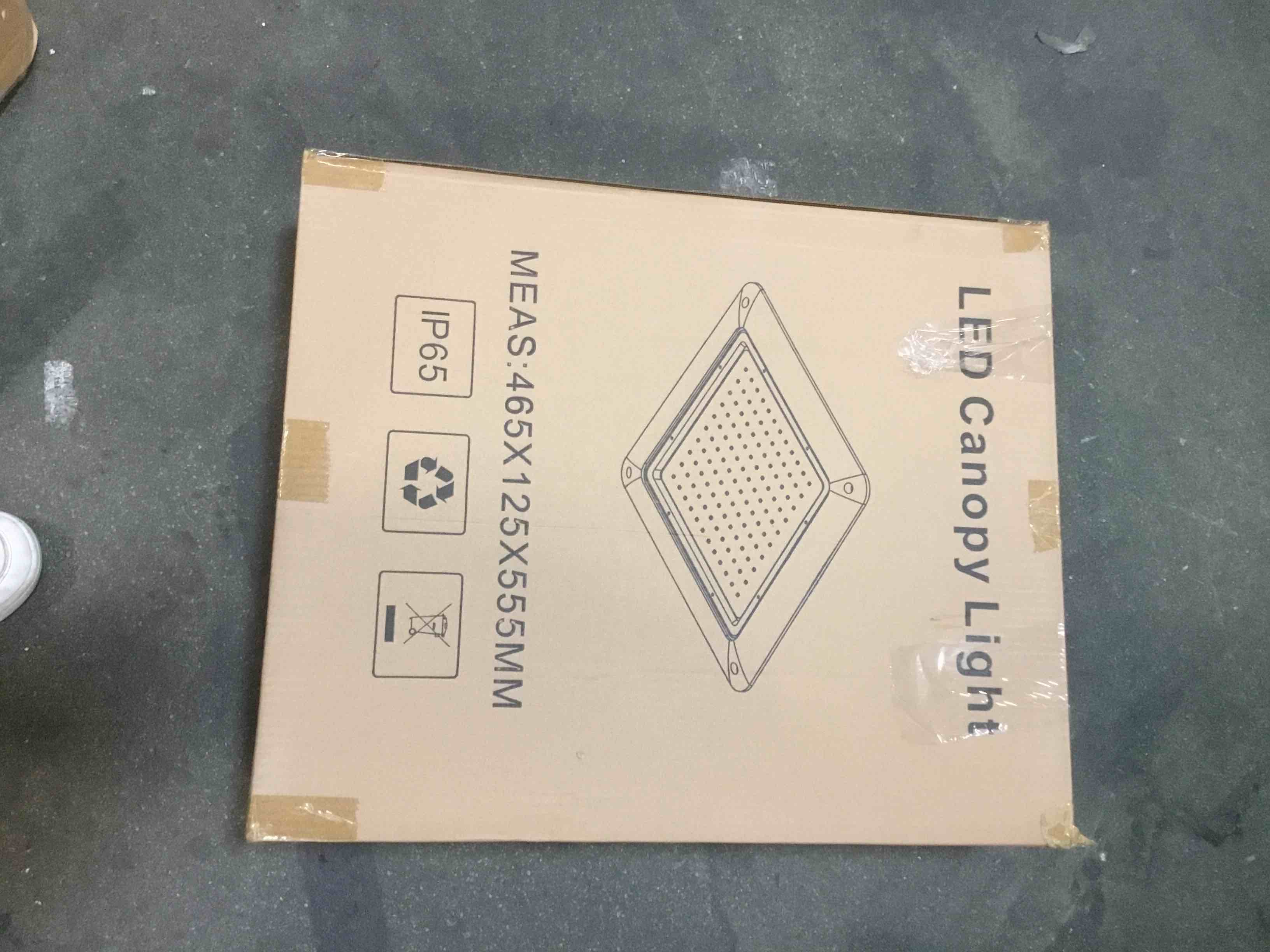 https://s3.amazonaws.com/lotting-images-prod/bidfta/_1703954607745.jpeg