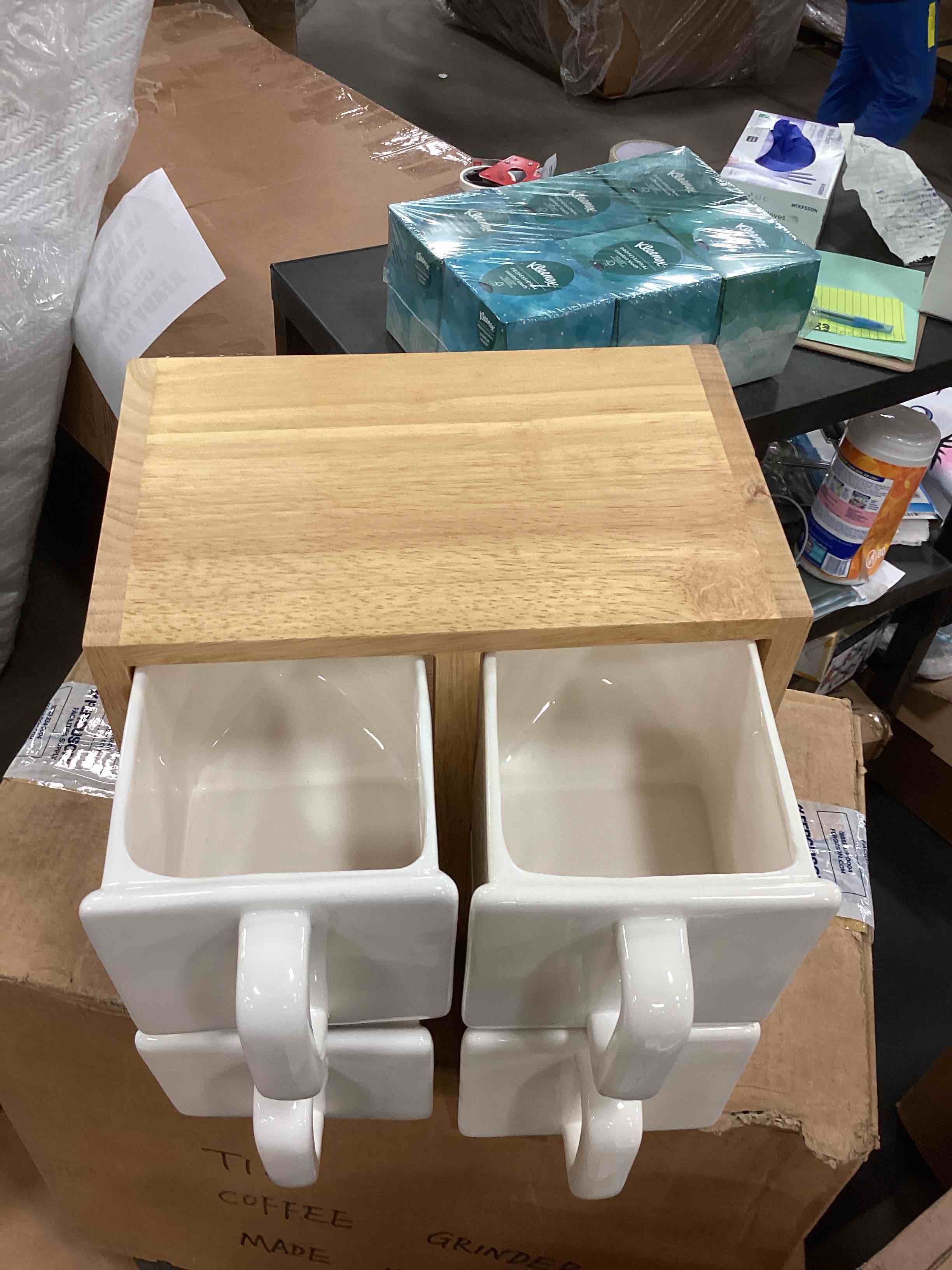 https://s3.amazonaws.com/lotting-images-prod/bidfta/_1705094436631.jpeg
