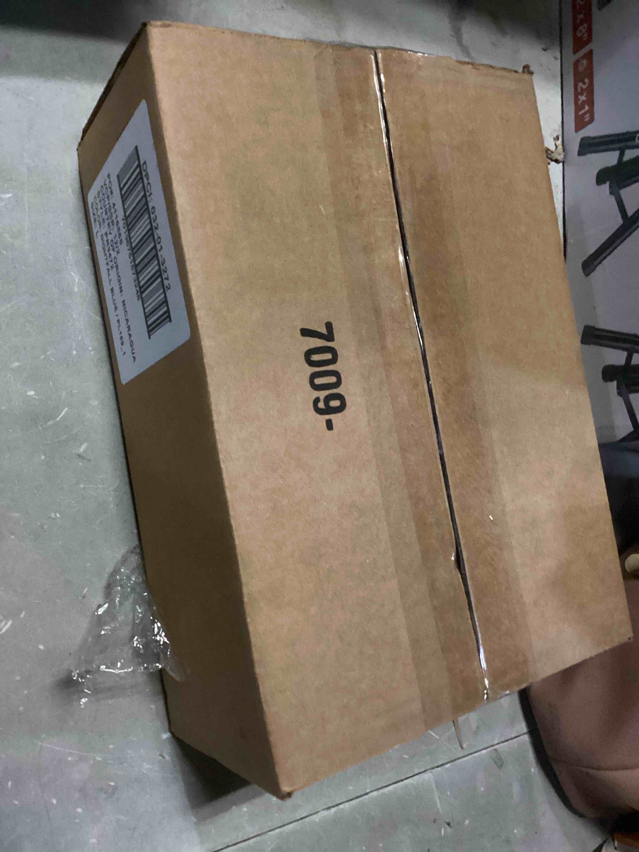 https://s3.amazonaws.com/lotting-images-prod/bidfta/_1705329381879.jpeg
