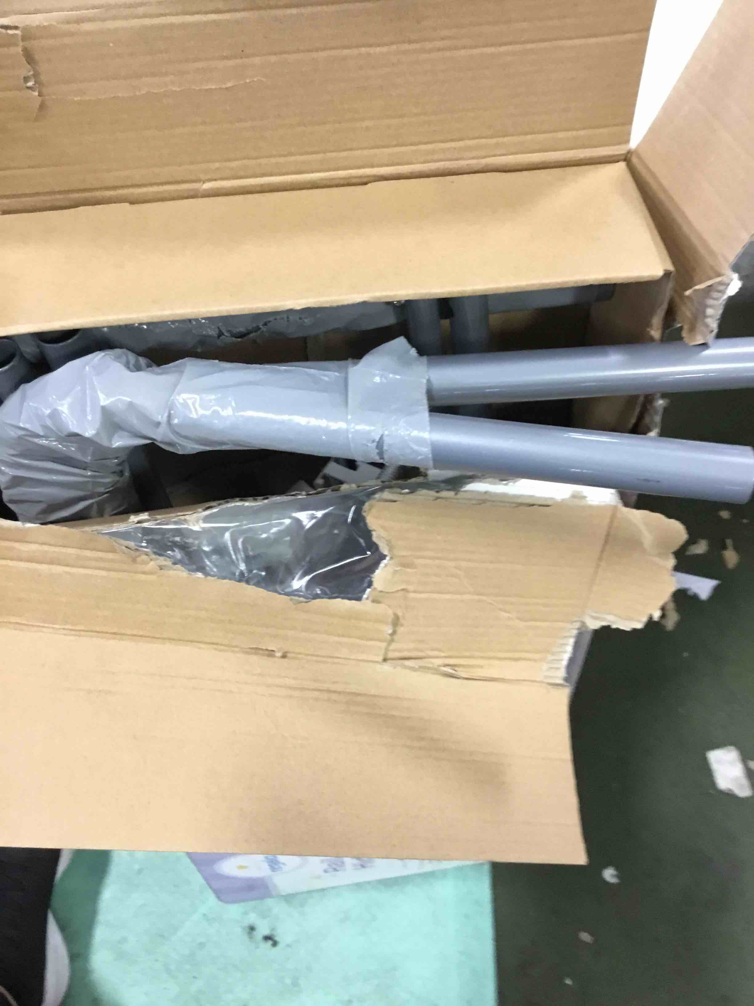 https://s3.amazonaws.com/lotting-images-prod/bidfta/_1706194482223.jpeg
