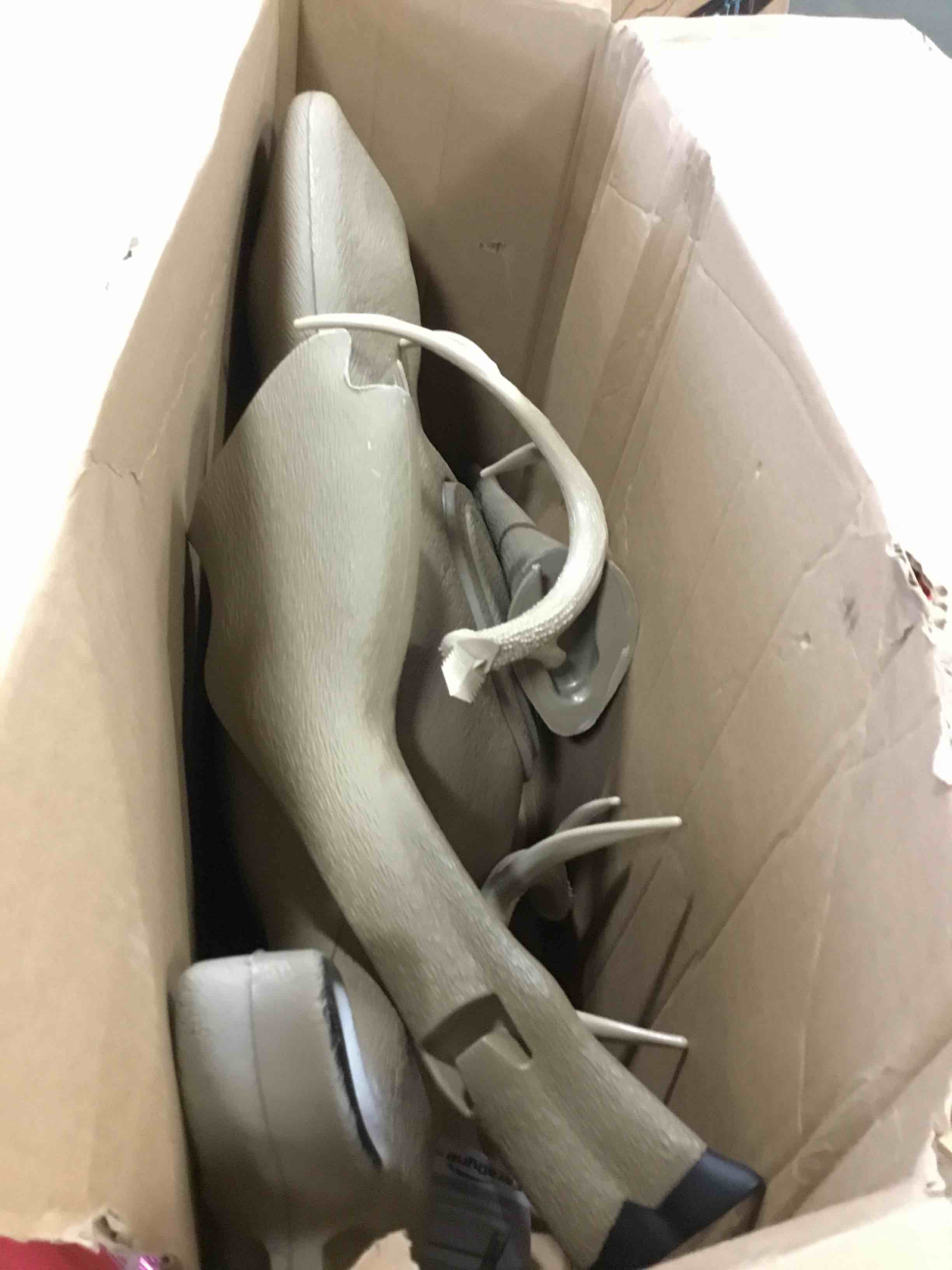 https://s3.amazonaws.com/lotting-images-prod/bidfta/_1706207888194.jpeg