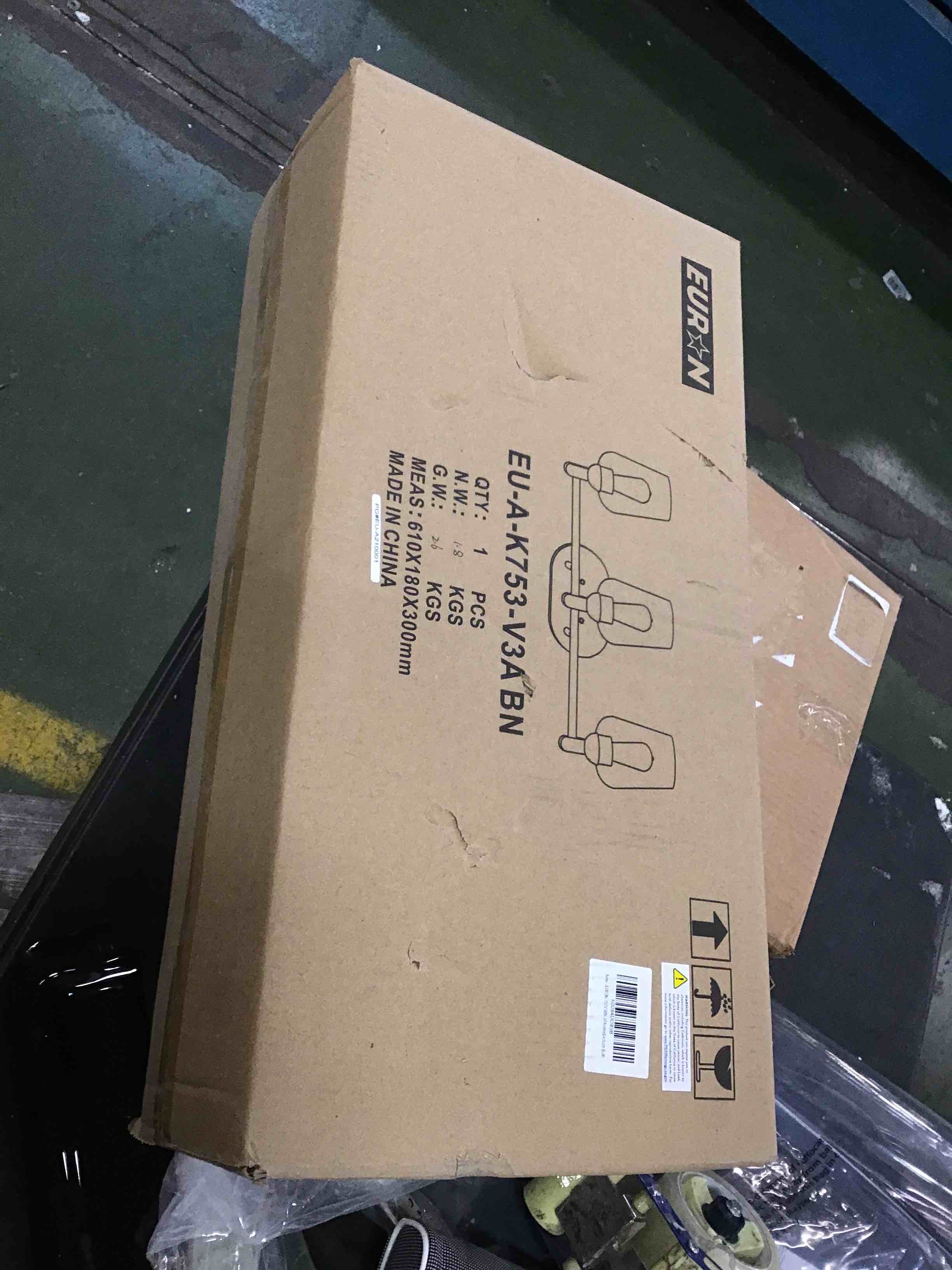 https://s3.amazonaws.com/lotting-images-prod/bidfta/_1706210513373.jpeg