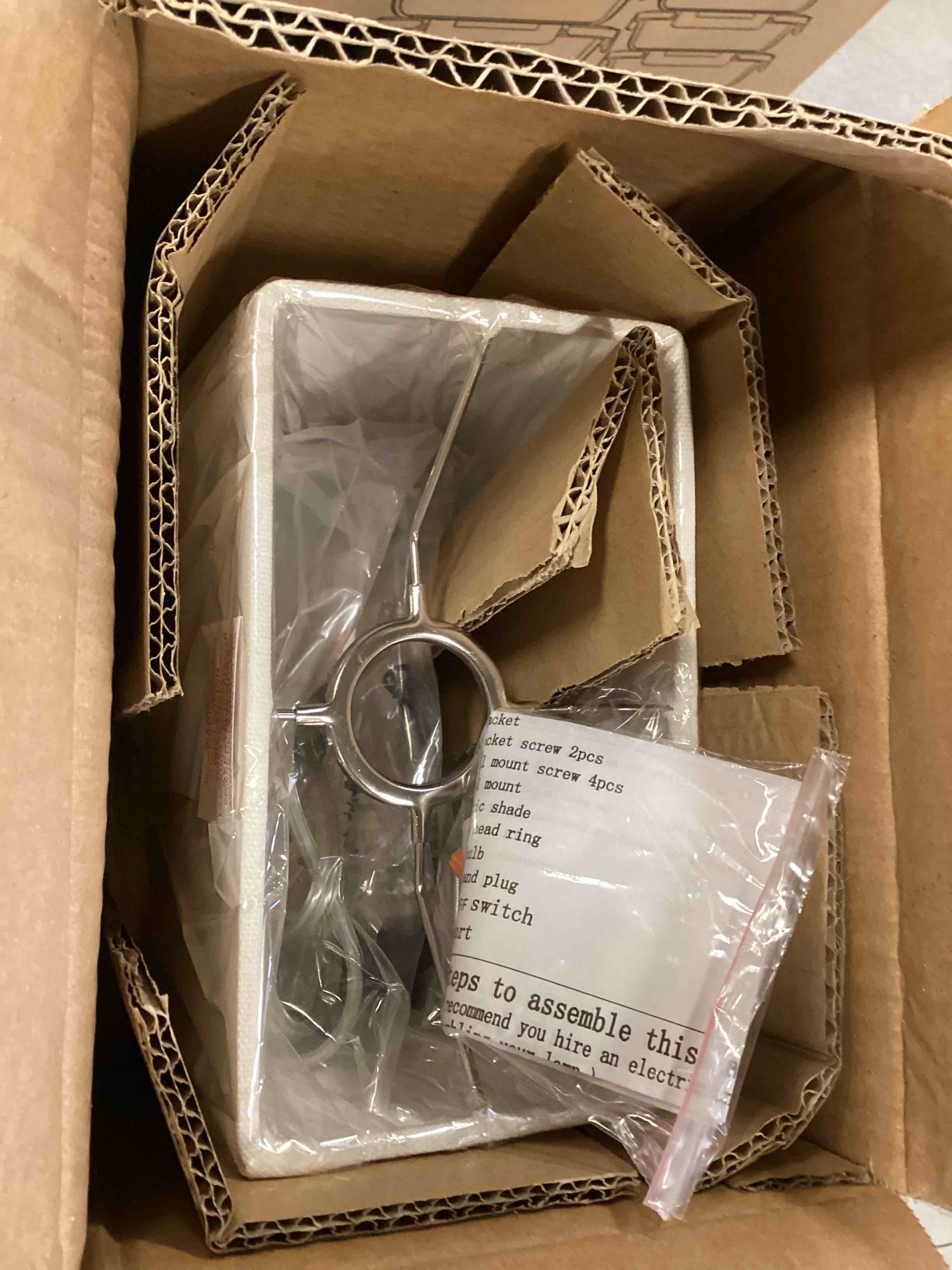 https://s3.amazonaws.com/lotting-images-prod/bidfta/_1706544036135.jpeg
