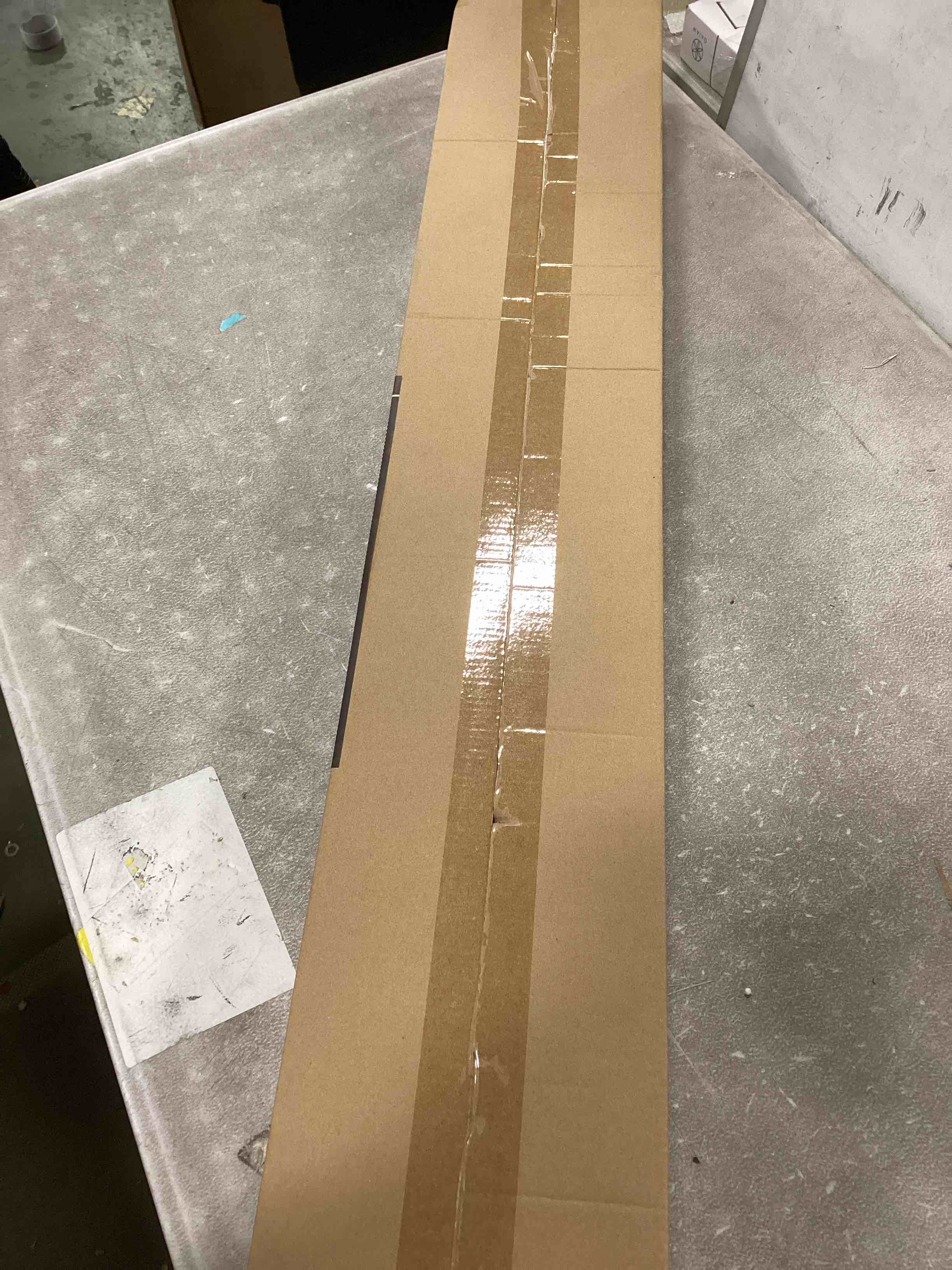 https://s3.amazonaws.com/lotting-images-prod/bidfta/_1706642142428.jpeg