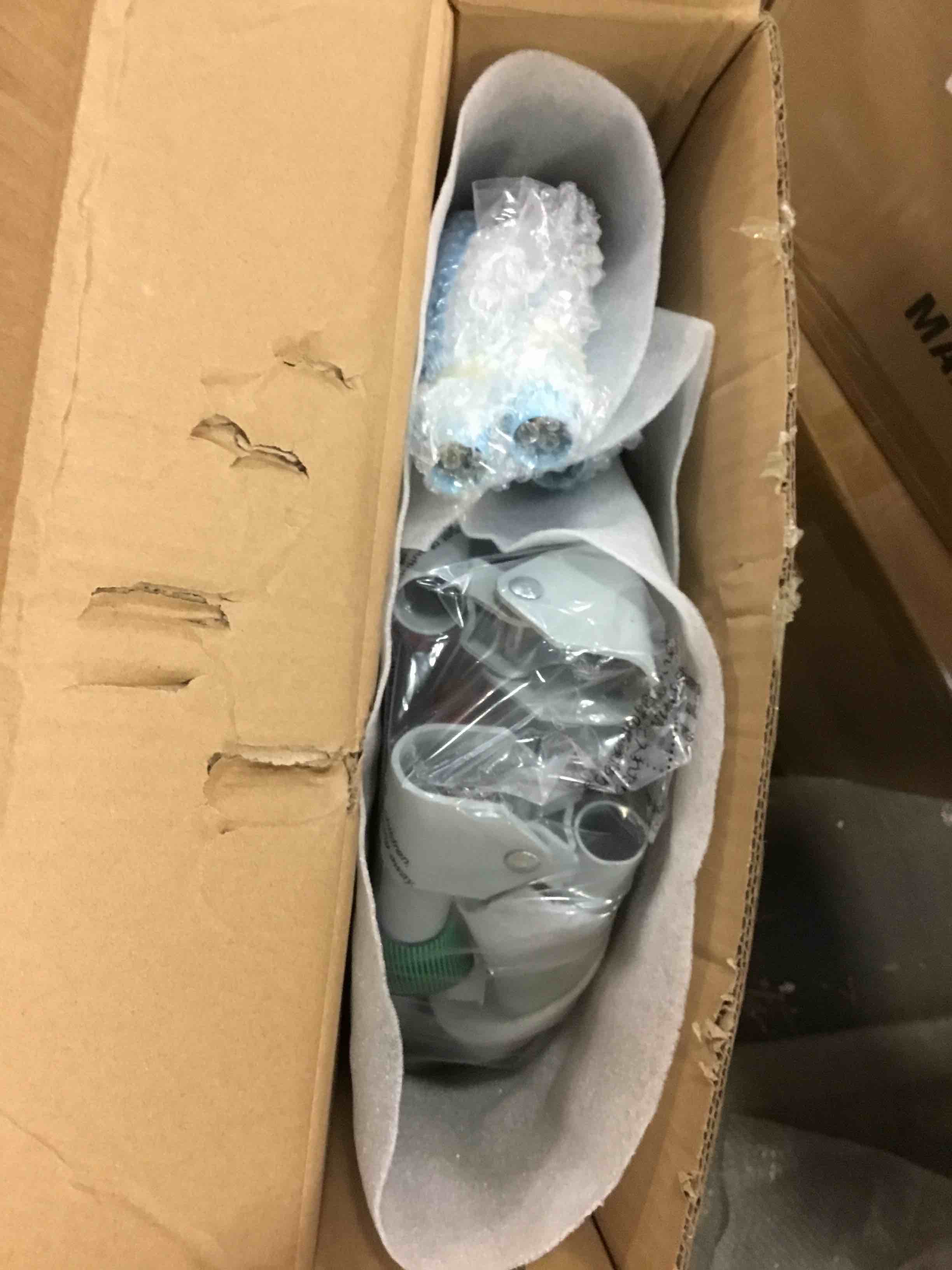 https://s3.amazonaws.com/lotting-images-prod/bidfta/_1706643687656.jpeg