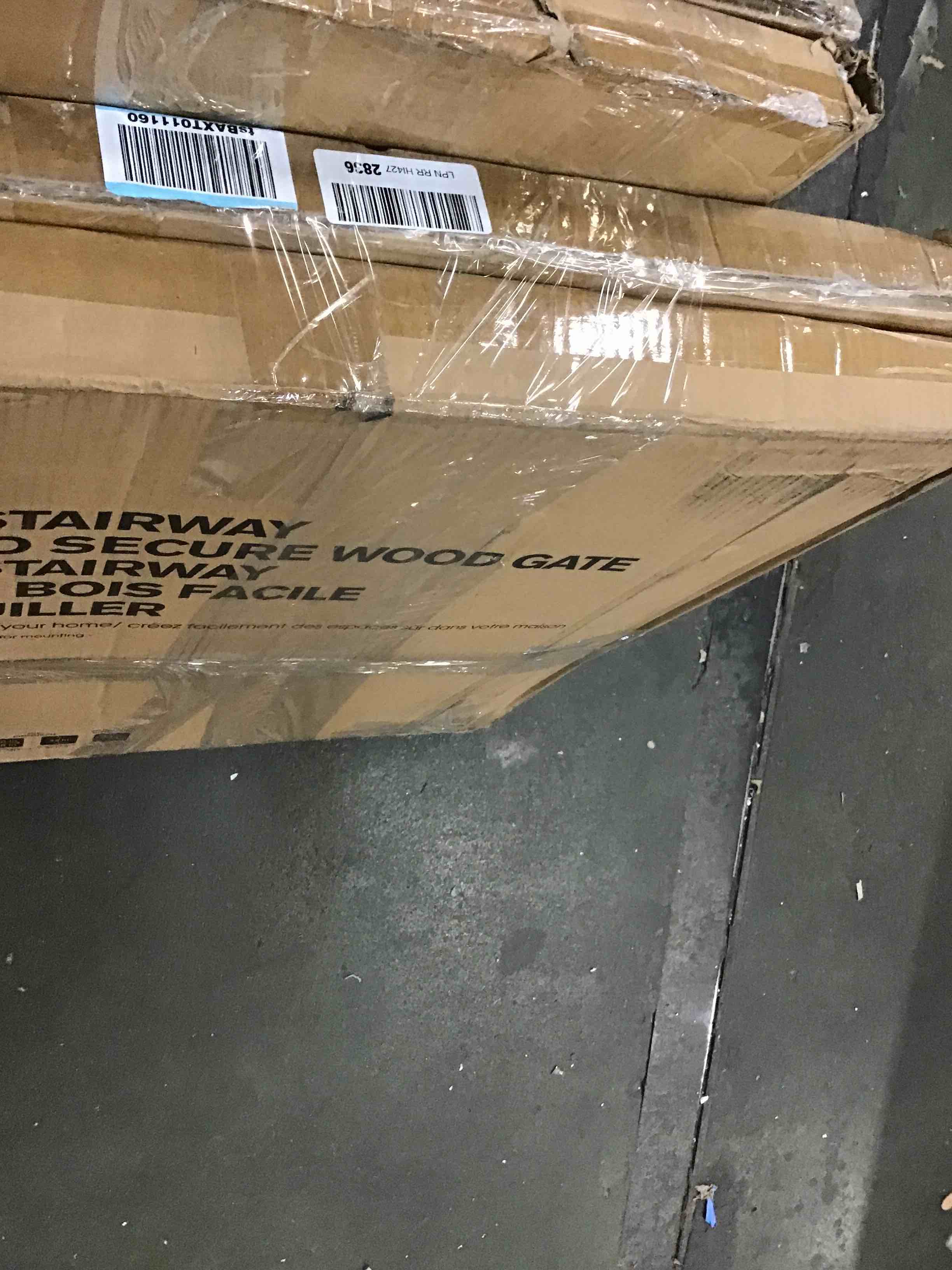 https://s3.amazonaws.com/lotting-images-prod/bidfta/_1707238040762.jpeg