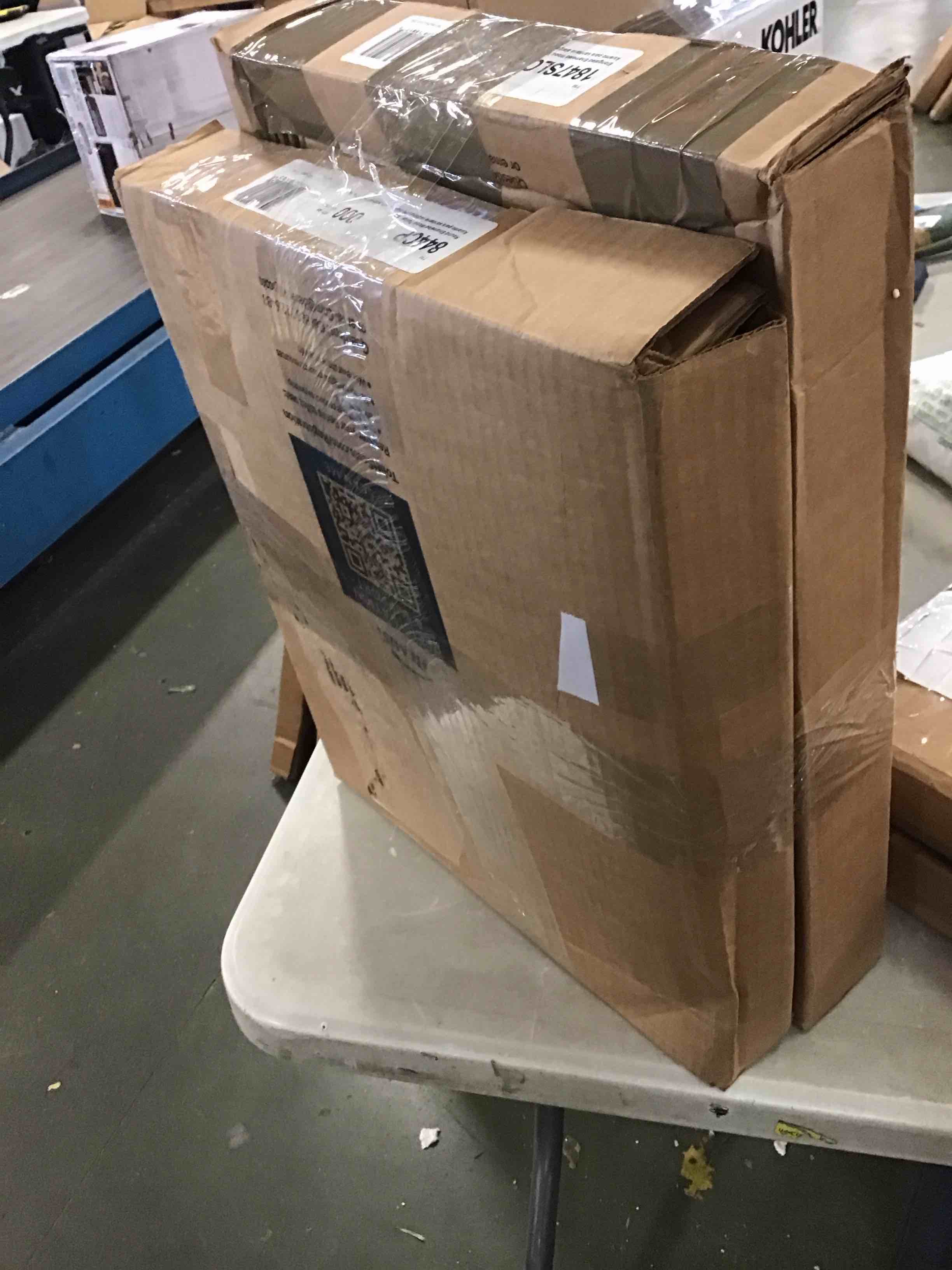 https://s3.amazonaws.com/lotting-images-prod/bidfta/_1707505548180.jpeg