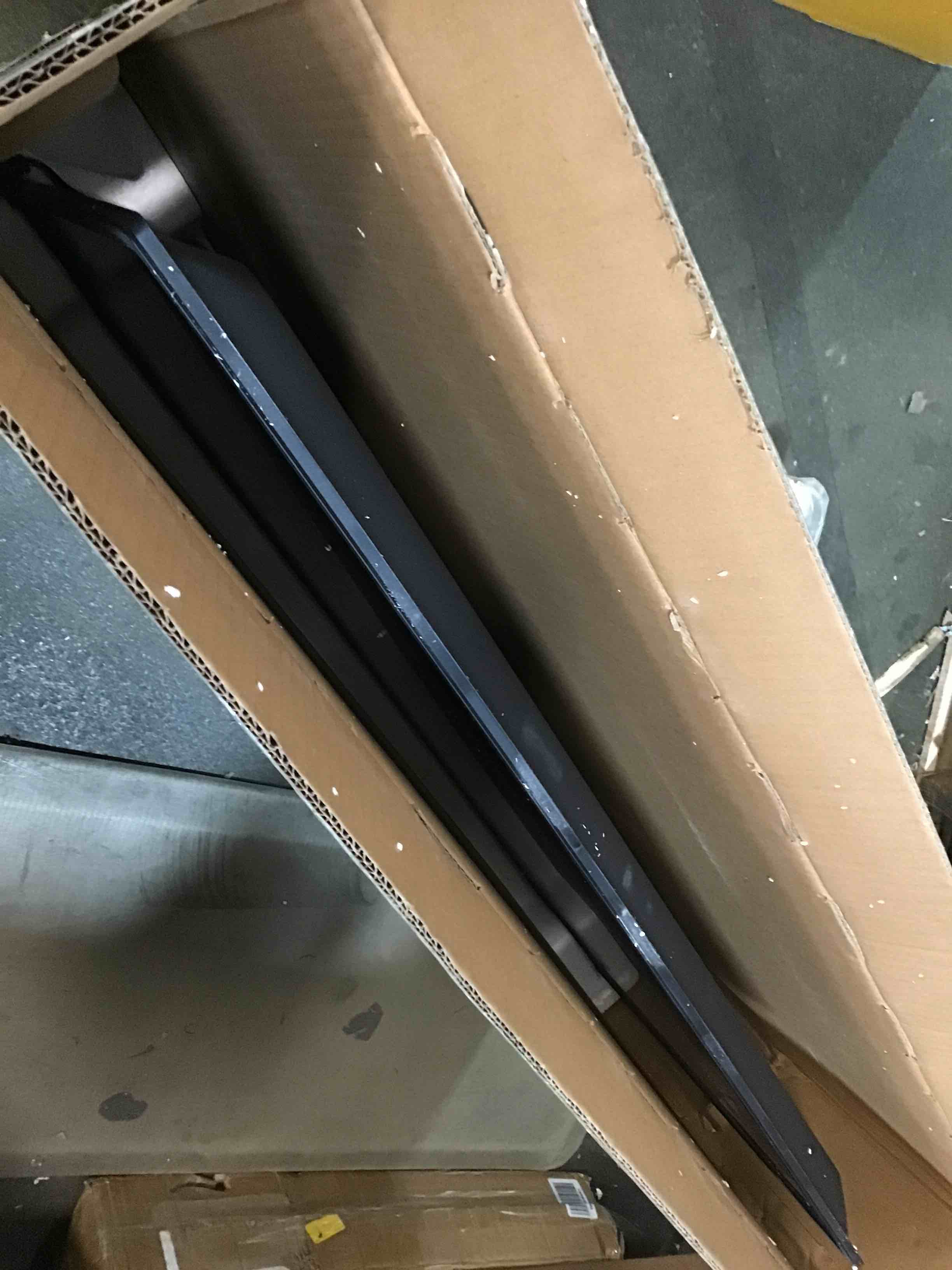 https://s3.amazonaws.com/lotting-images-prod/bidfta/_1708113406980.jpeg