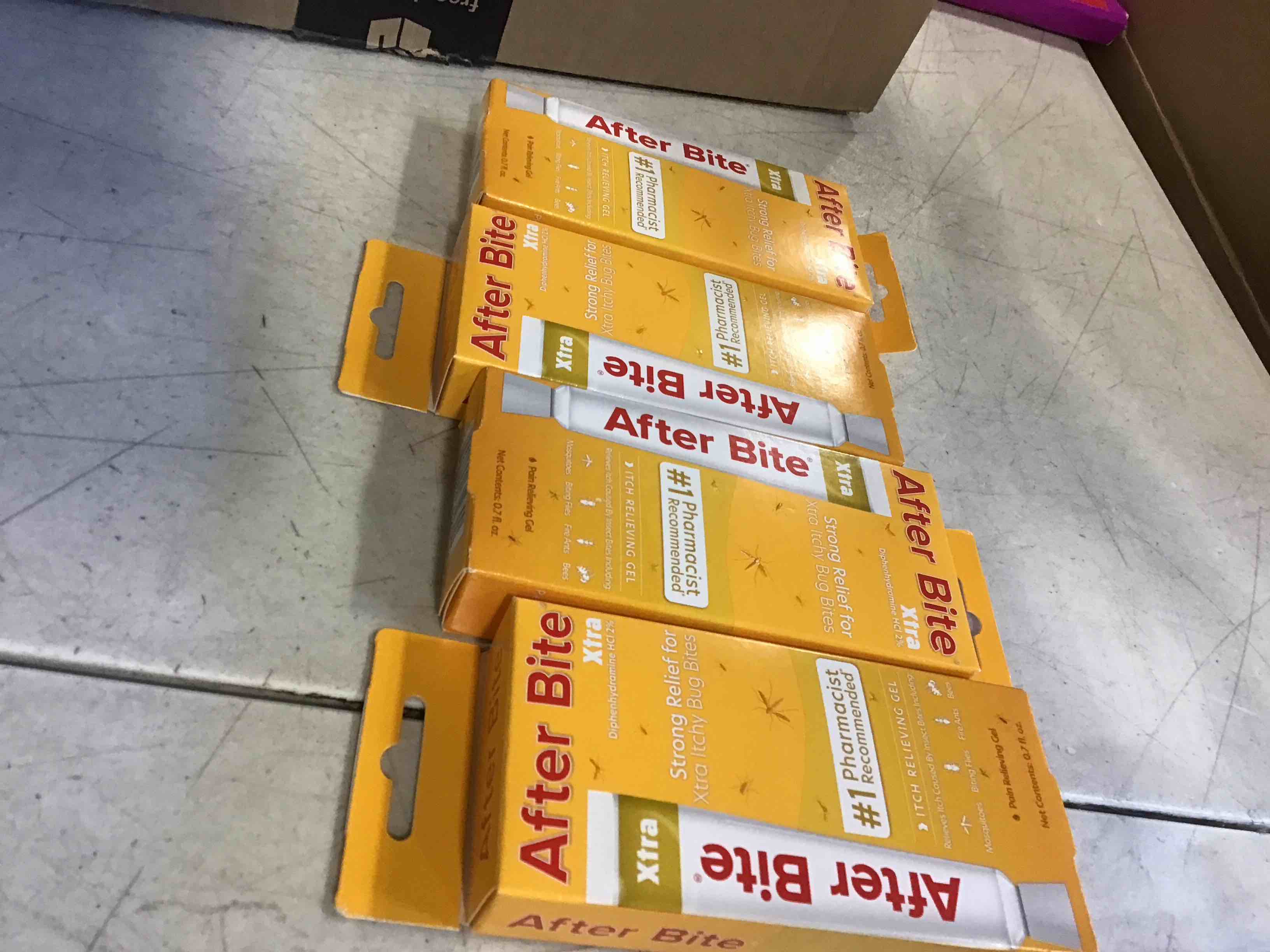 https://s3.amazonaws.com/lotting-images-prod/bidfta/_1708438826408.jpeg