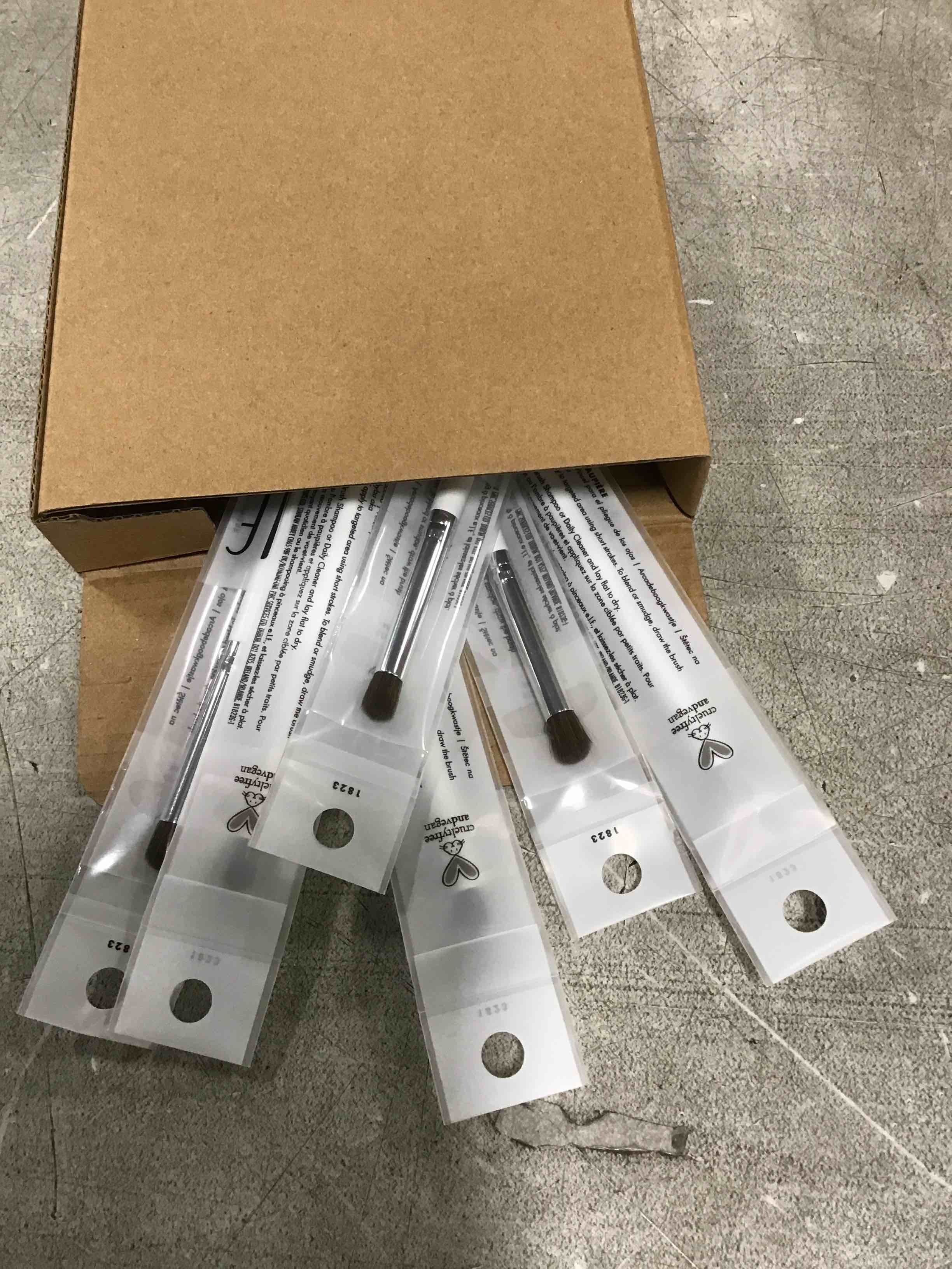 https://s3.amazonaws.com/lotting-images-prod/bidfta/_1709900601171.jpeg