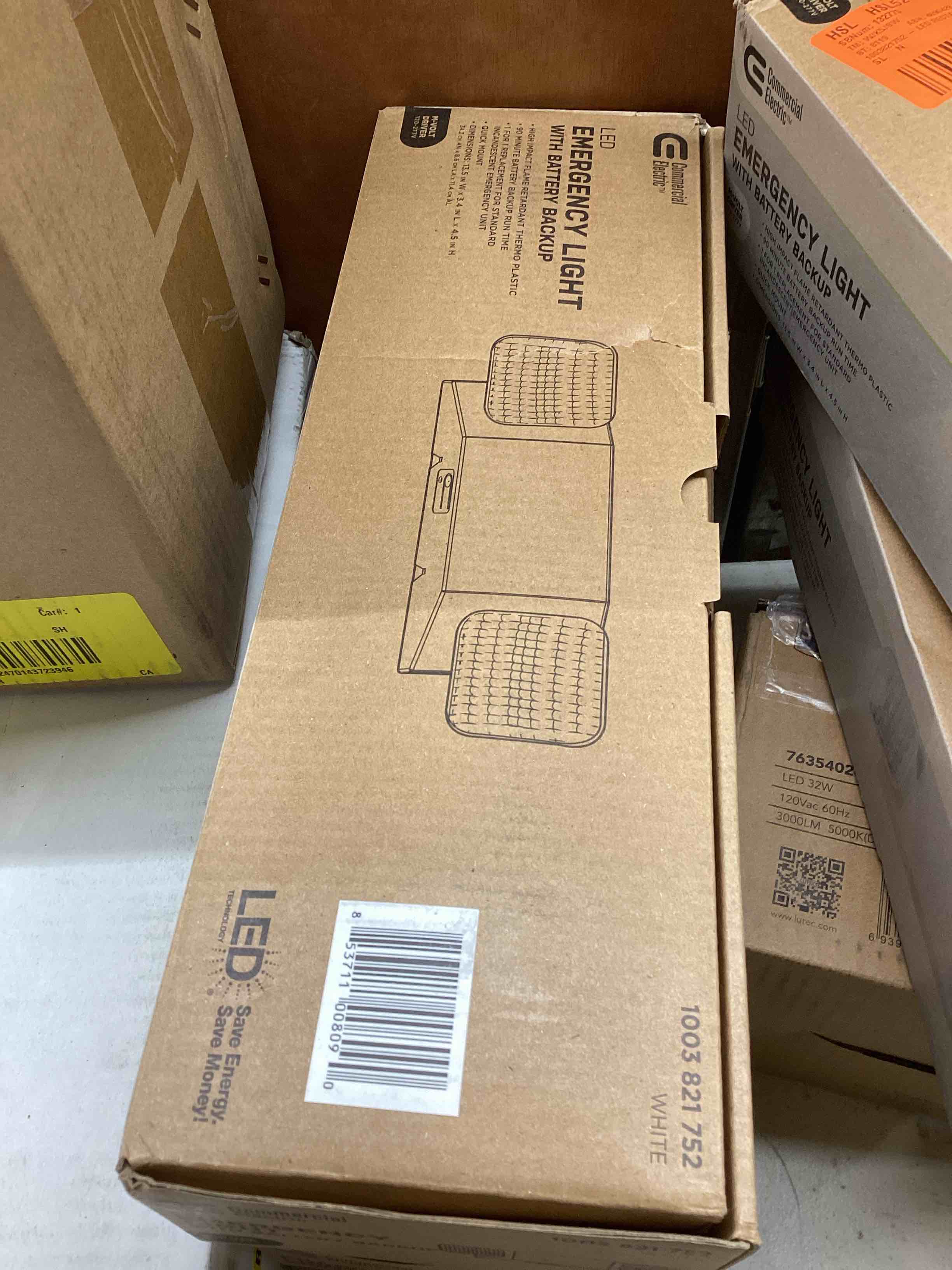 https://s3.amazonaws.com/lotting-images-prod/bidfta/_1710184714359.jpeg