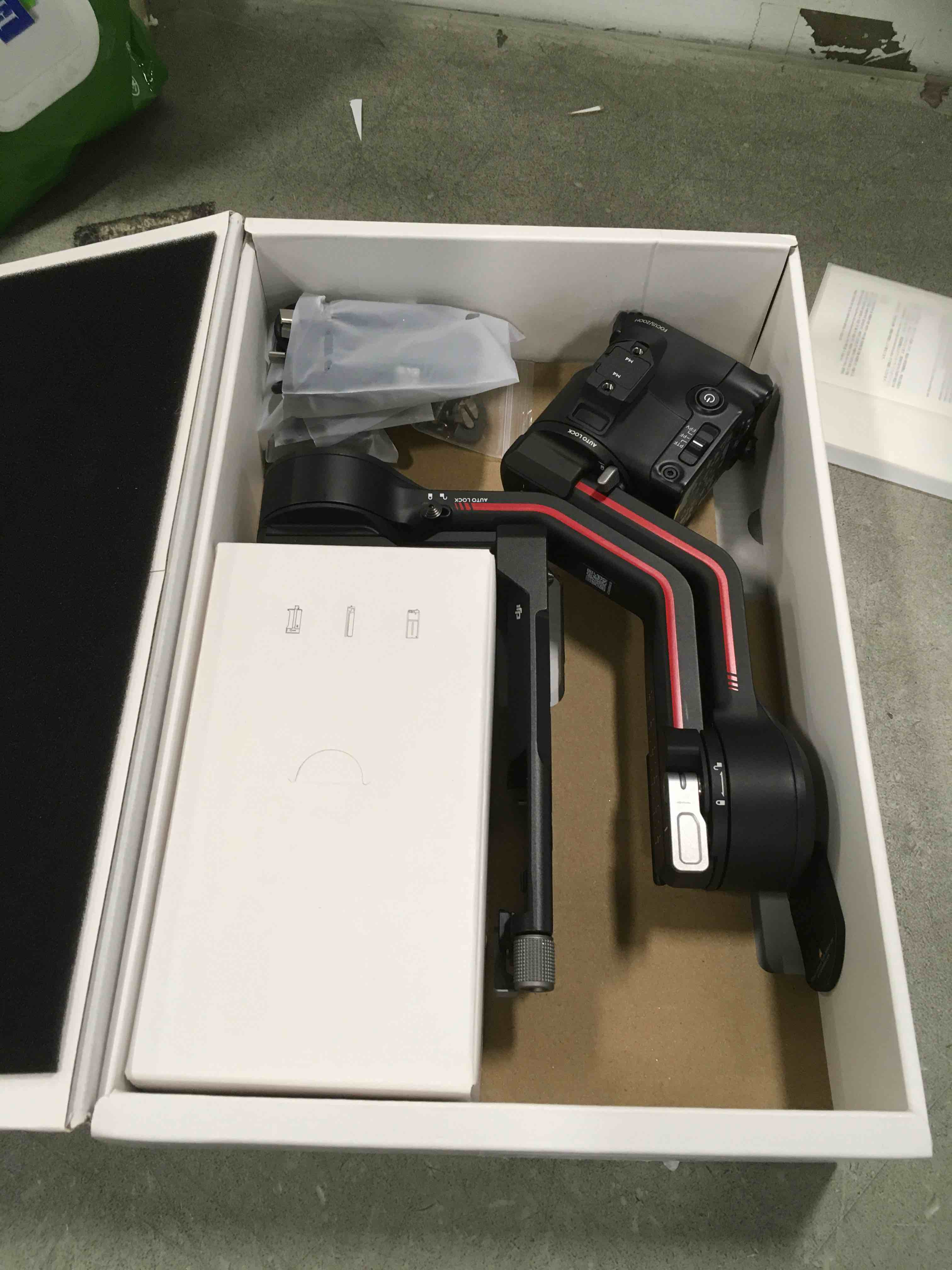 https://s3.amazonaws.com/lotting-images-prod/bidfta/_1710246472071.jpeg
