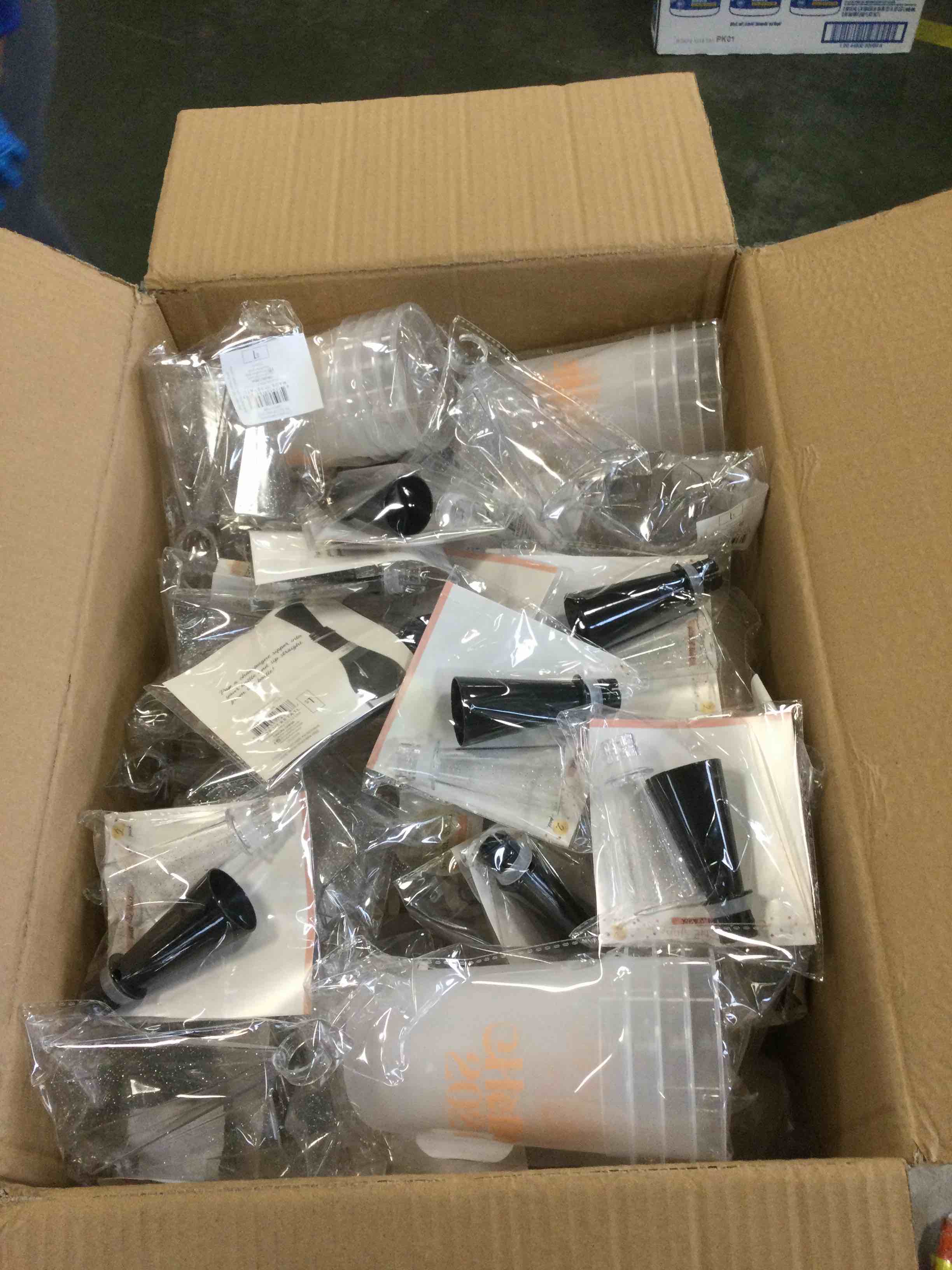 https://s3.amazonaws.com/lotting-images-prod/bidfta/_1710790454555.jpeg