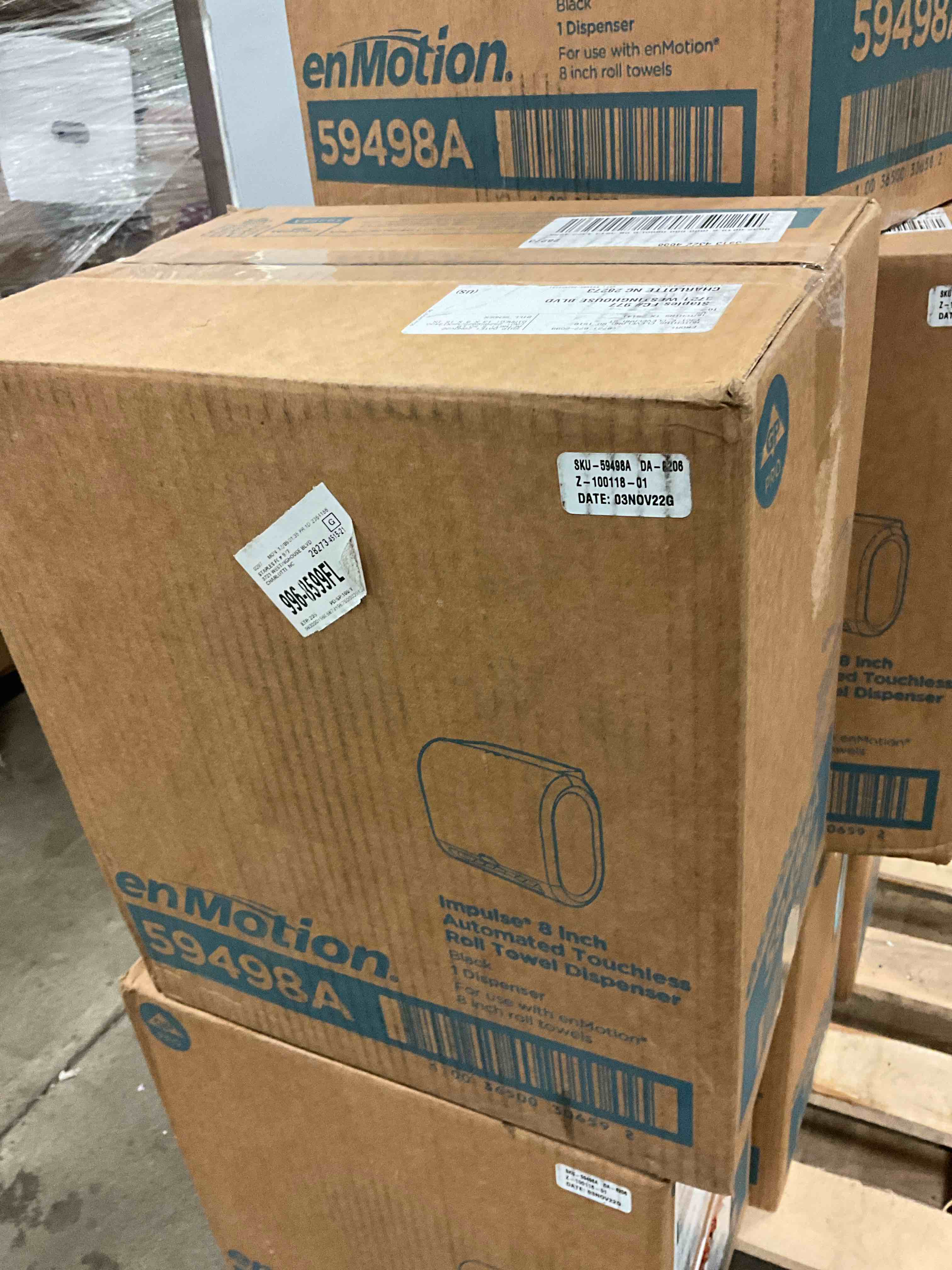 https://s3.amazonaws.com/lotting-images-prod/bidfta/_1711454238517.jpeg