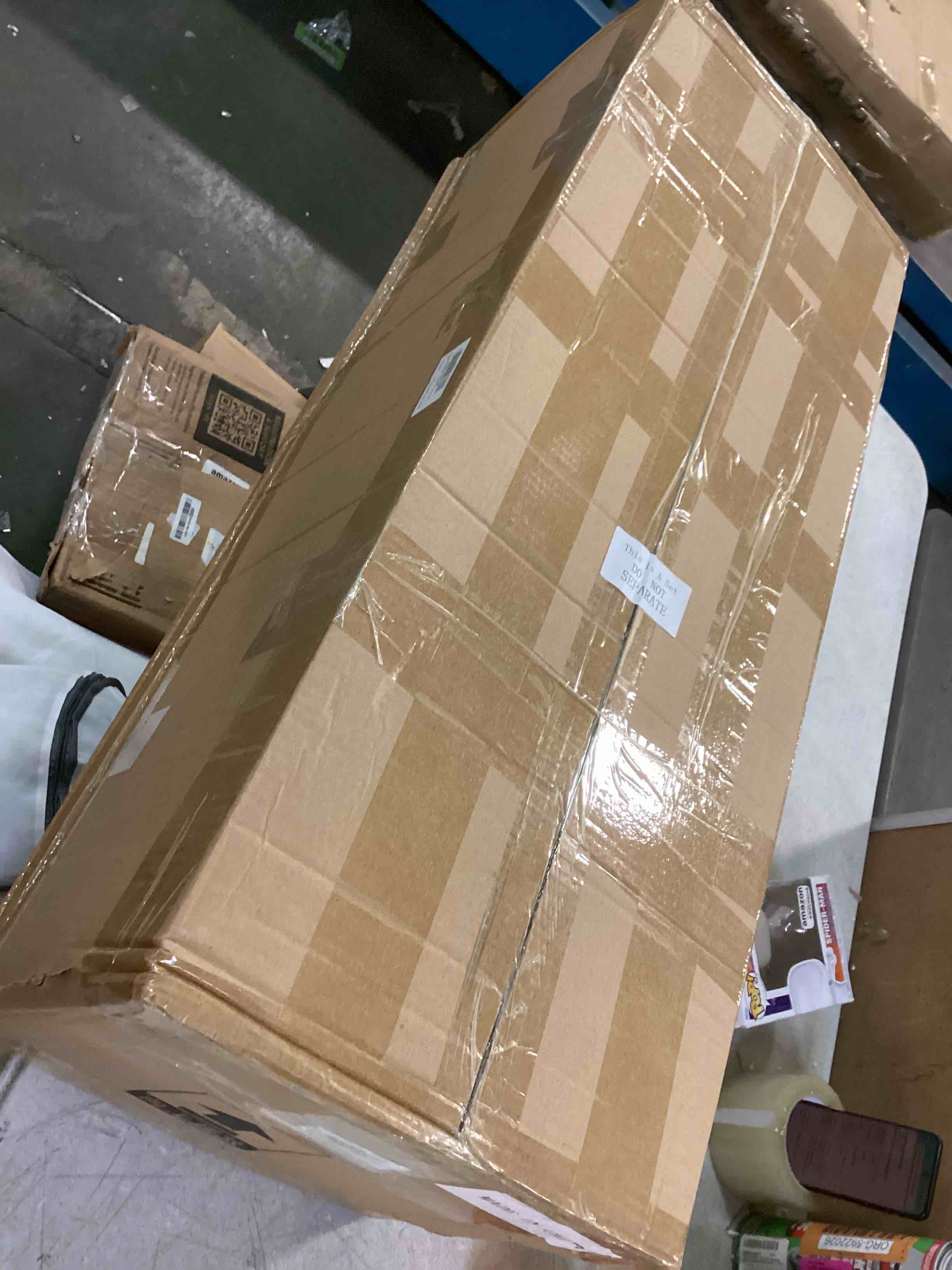 https://s3.amazonaws.com/lotting-images-prod/bidfta/_1711483421870.jpeg