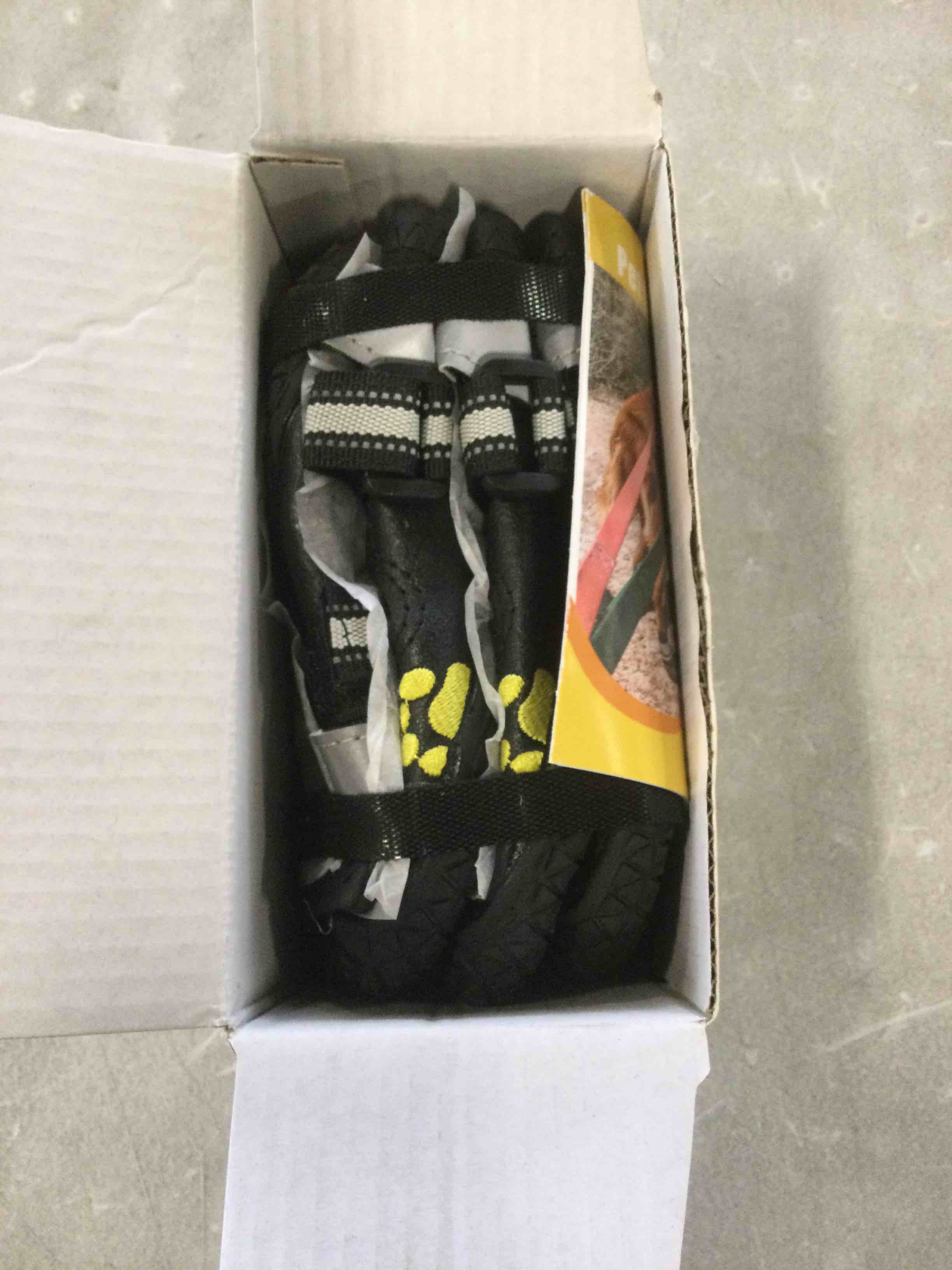 https://s3.amazonaws.com/lotting-images-prod/bidfta/_1711552091560.jpeg